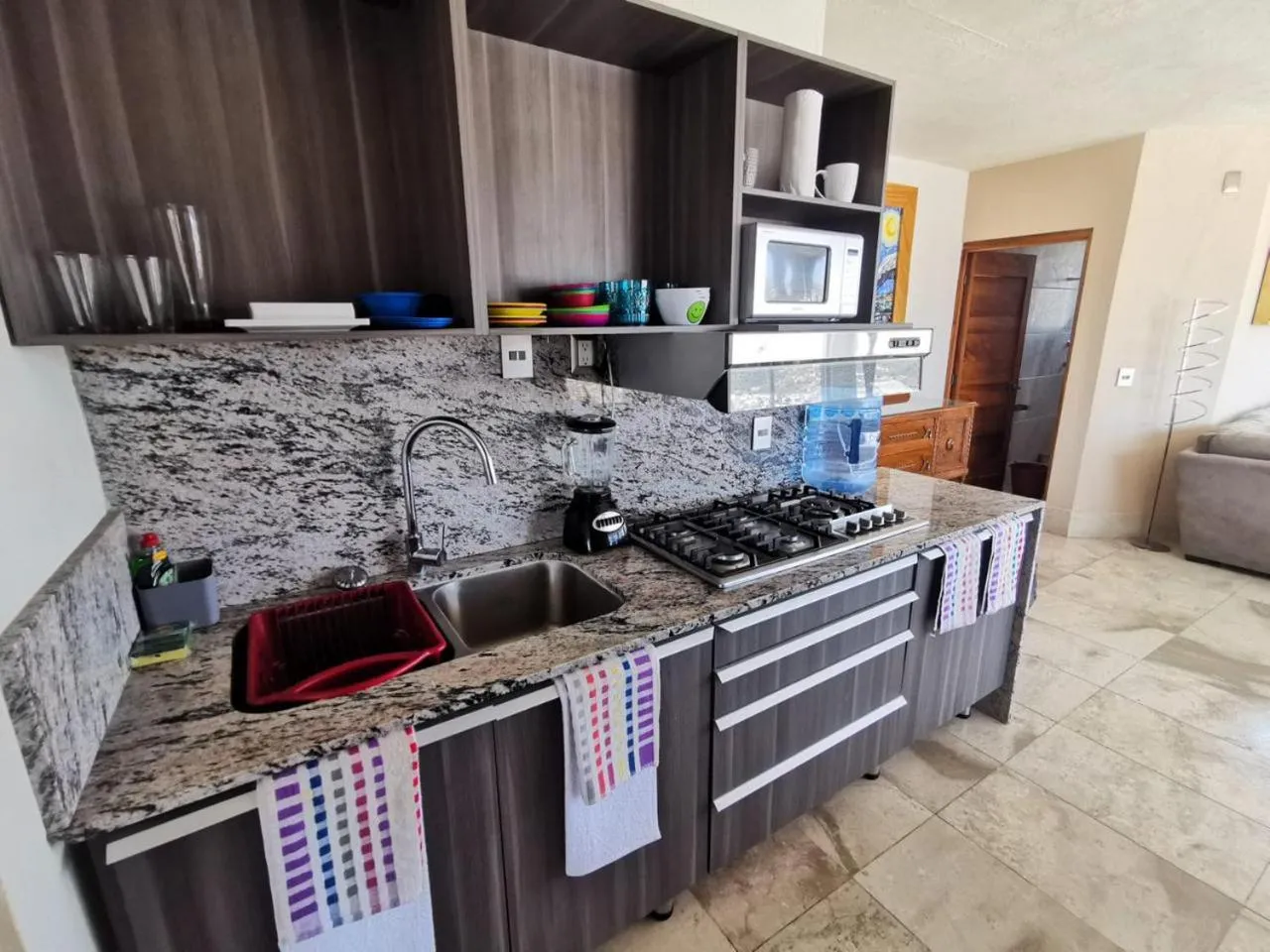 Kitchen or kitchenette in La Vista