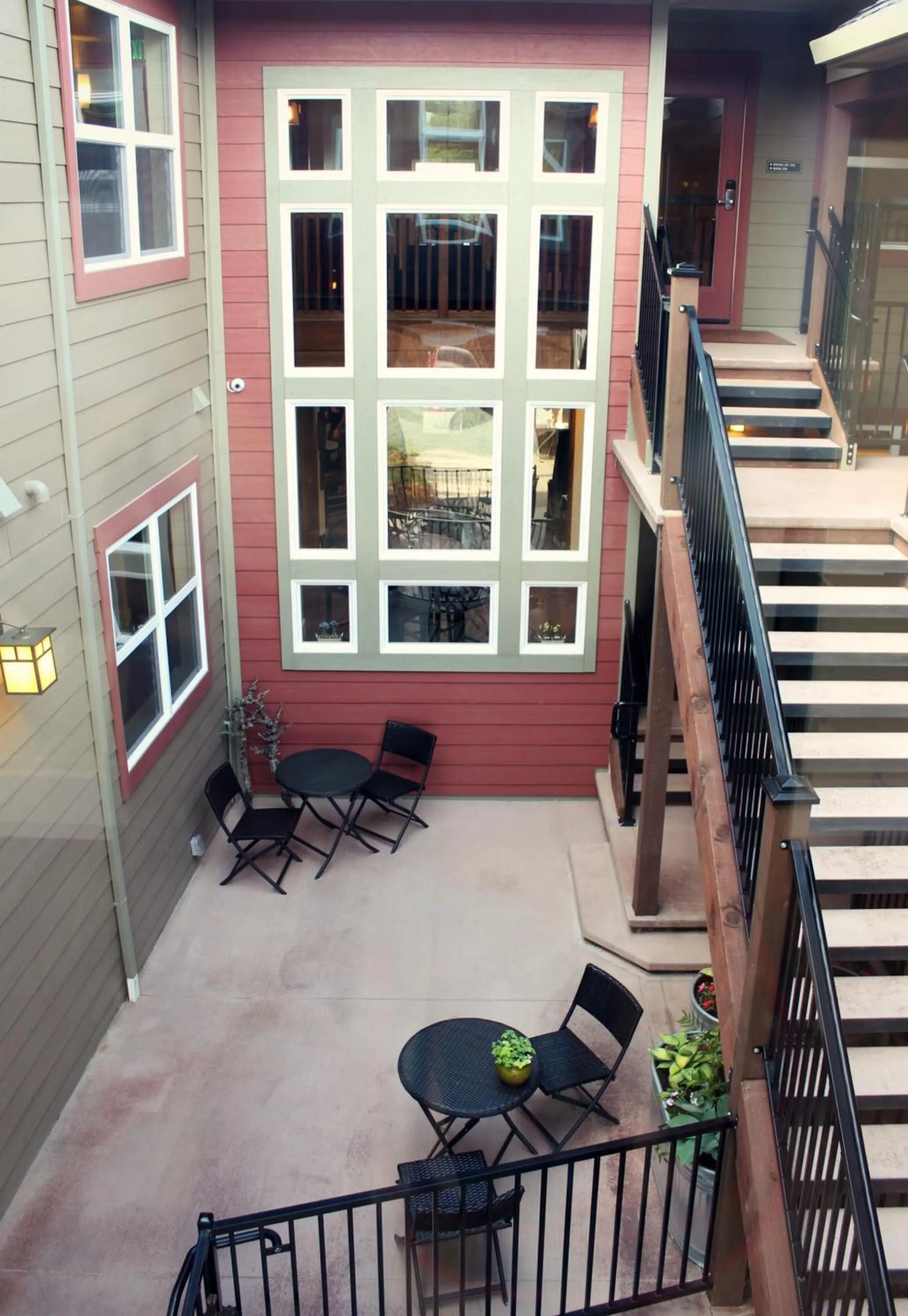 Patio in Rest, a boutique hotel