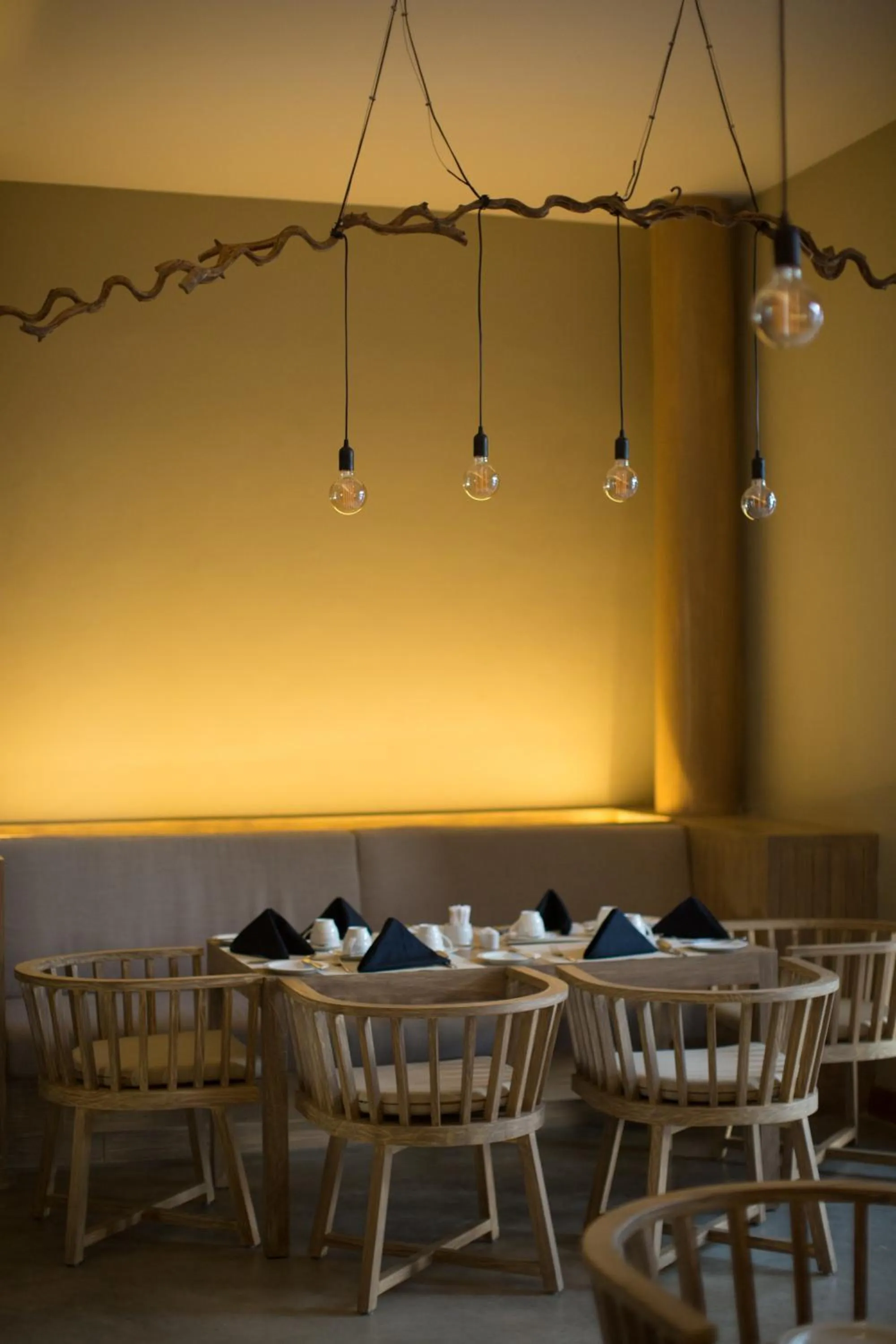 Restaurant/places to eat in Anantaya Resort and Spa Passikudah