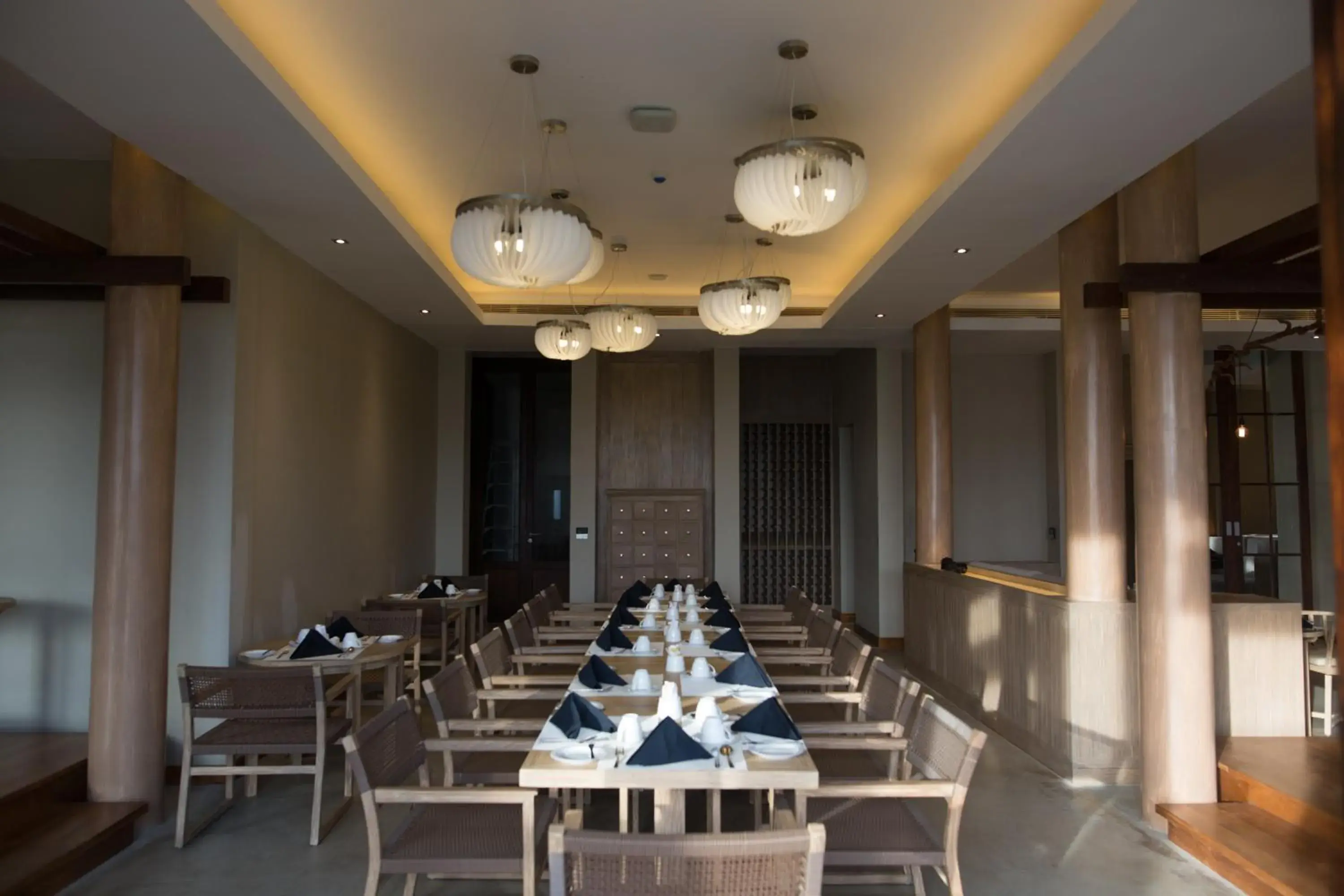 Restaurant/places to eat in Anantaya Resort and Spa Passikudah Restaurant/places to eat in Anantaya Resort and Spa Passikudah