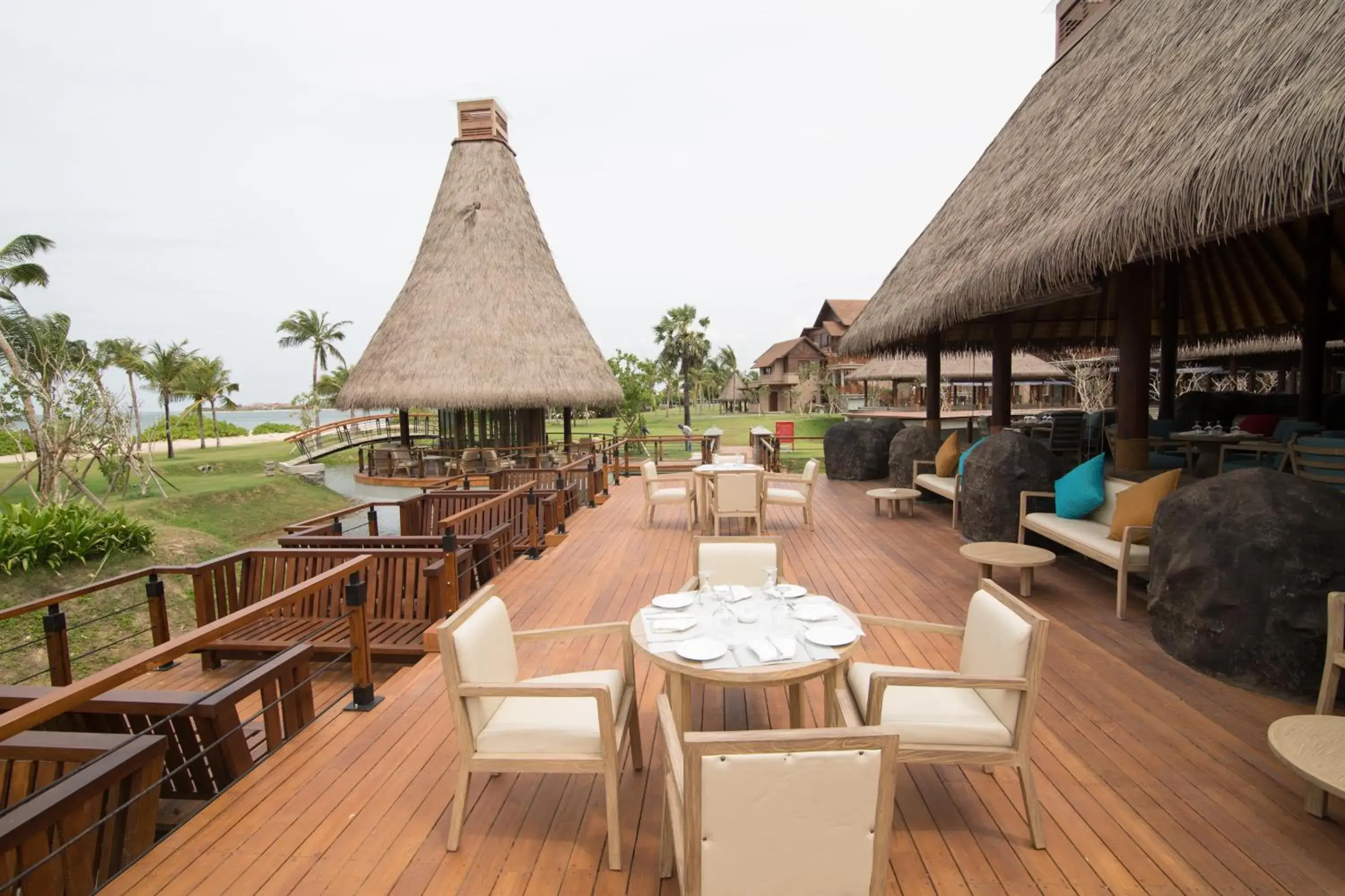 Restaurant/places to eat in Anantaya Resort and Spa Passikudah Restaurant/places to eat in Anantaya Resort and Spa Passikudah