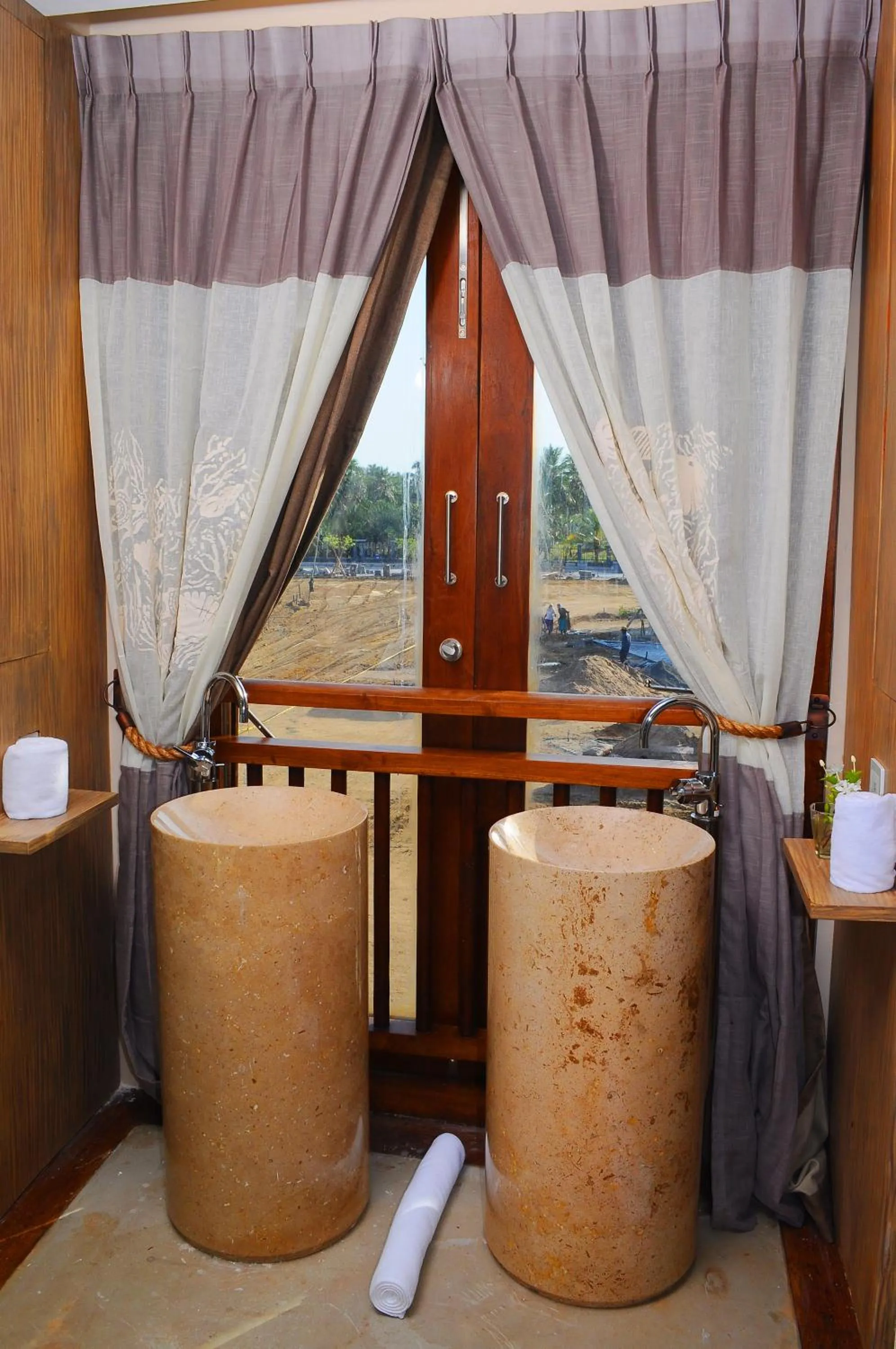 Day in Anantaya Resort and Spa Passikudah