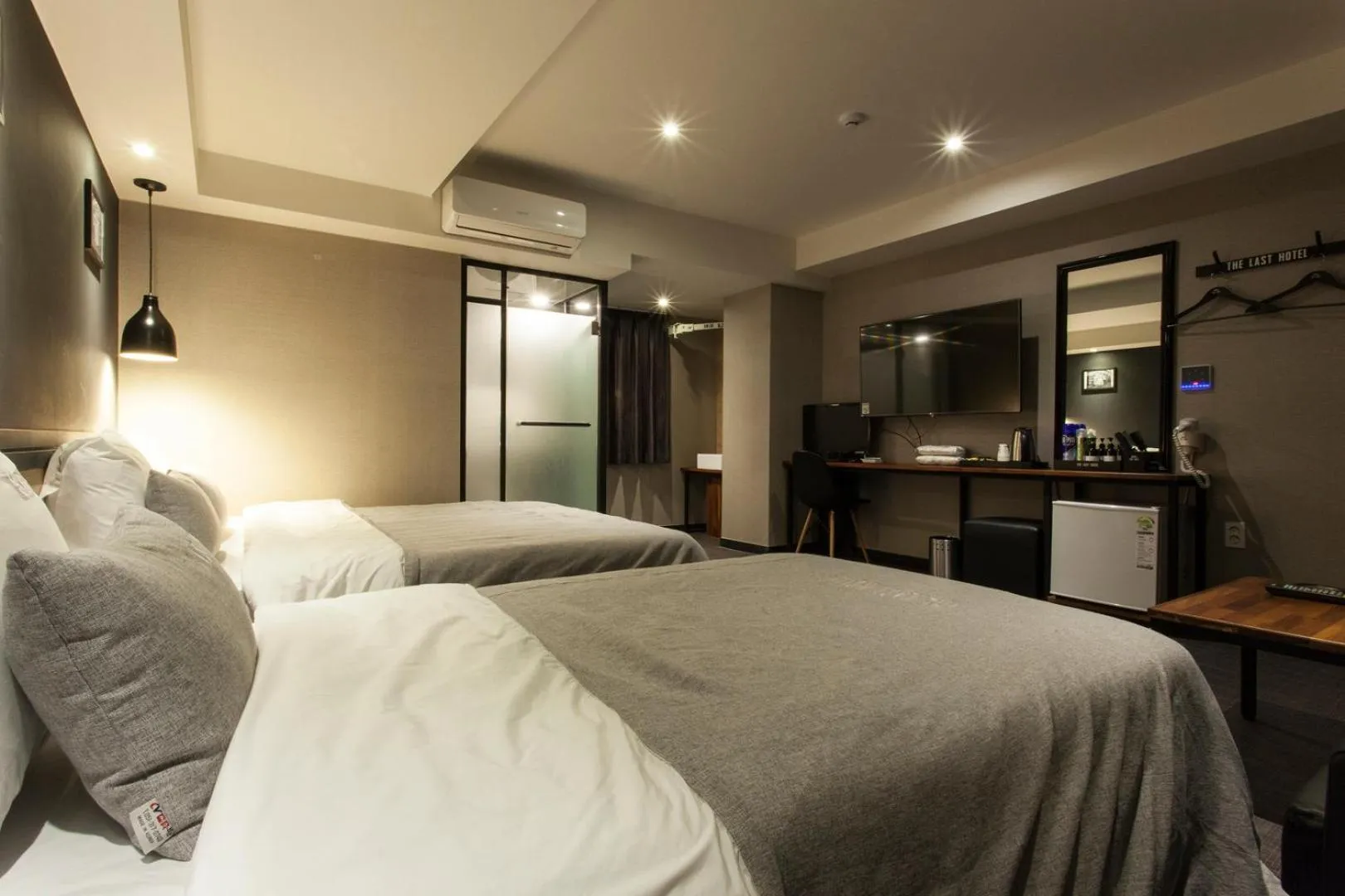 Decorative detail, Bed in The Last Hotel Nampo