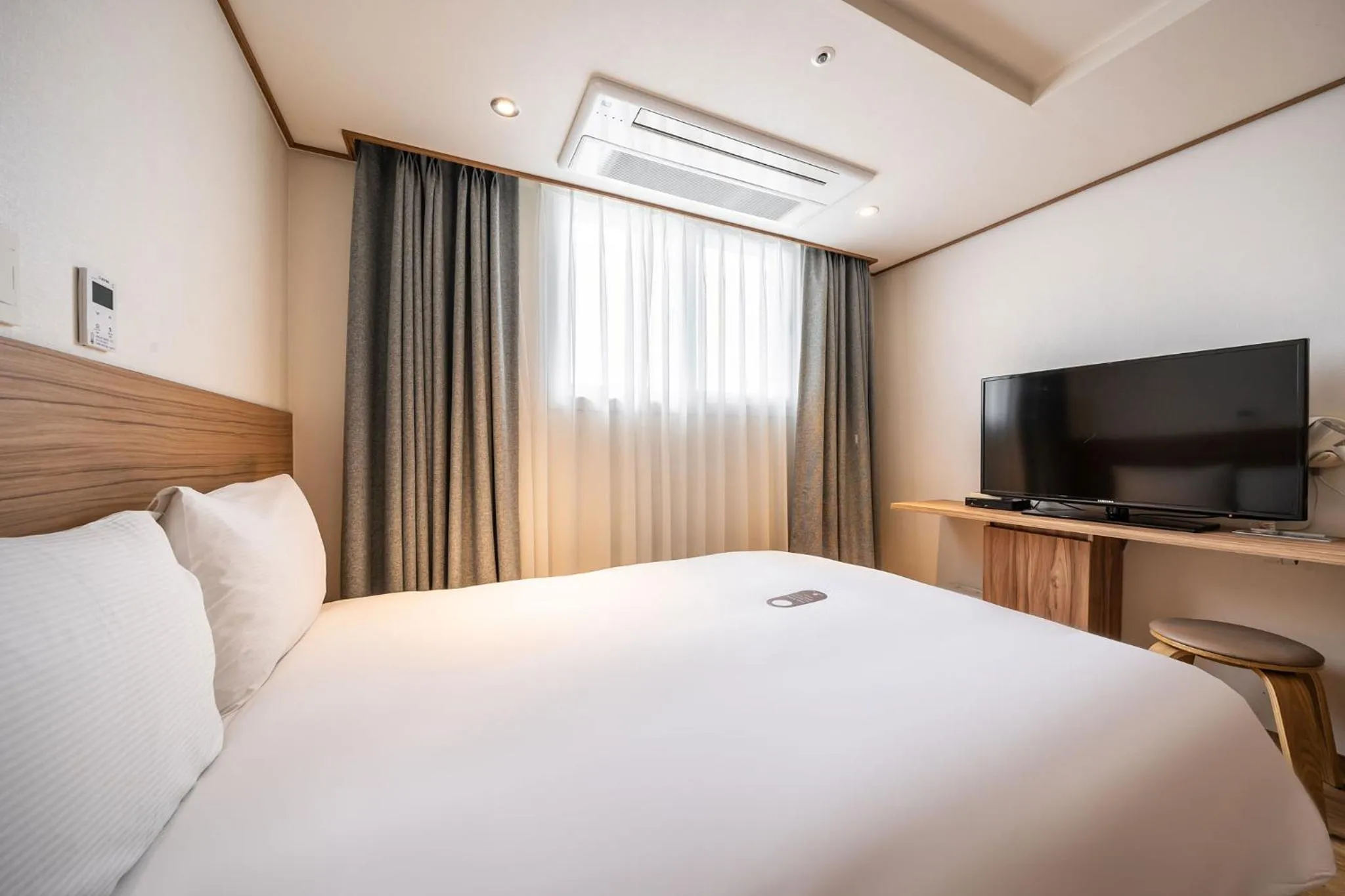 Bed in Hotel Rest Seogwipo