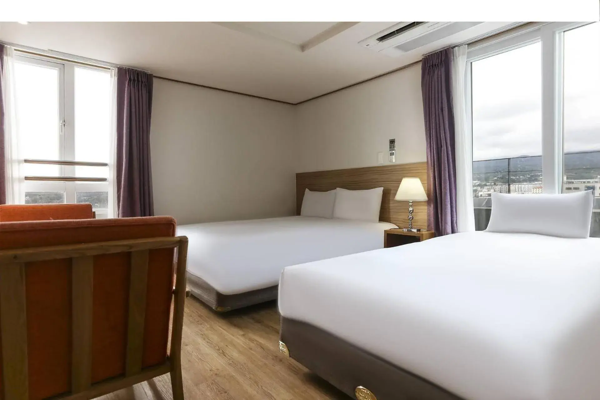 Photo of the whole room, Bed in Hotel Rest Seogwipo Photo of the whole room, Bed in Hotel Rest Seogwipo