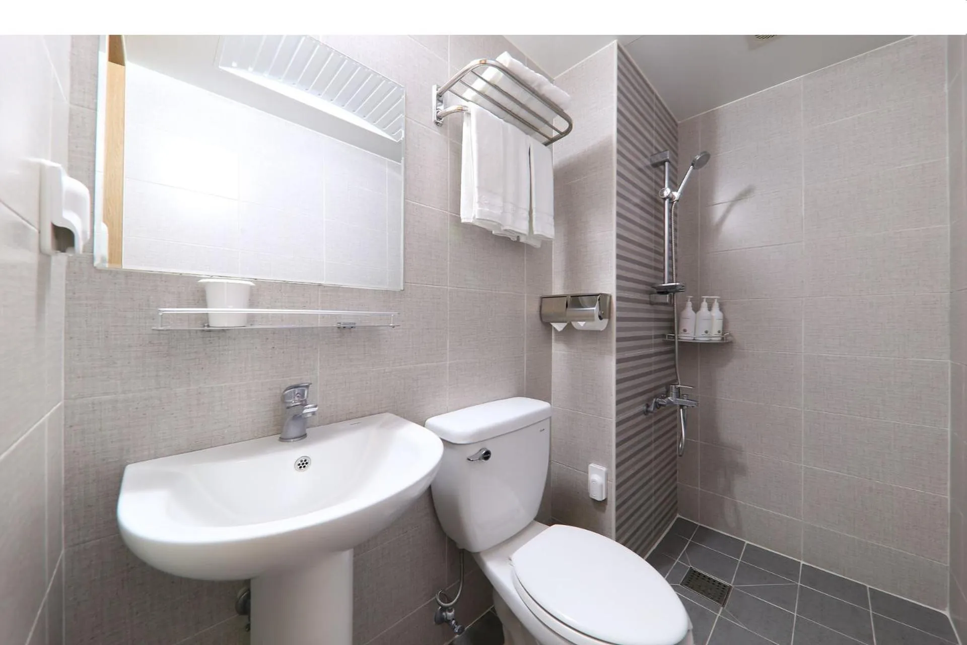 Bathroom in Hotel Rest Seogwipo