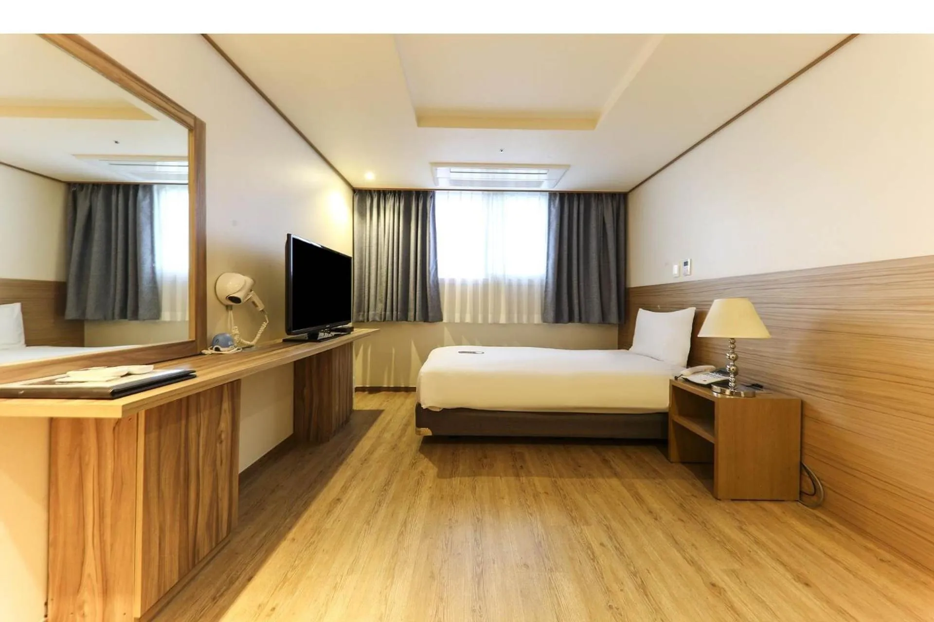 Photo of the whole room, Bed in Hotel Rest Seogwipo
