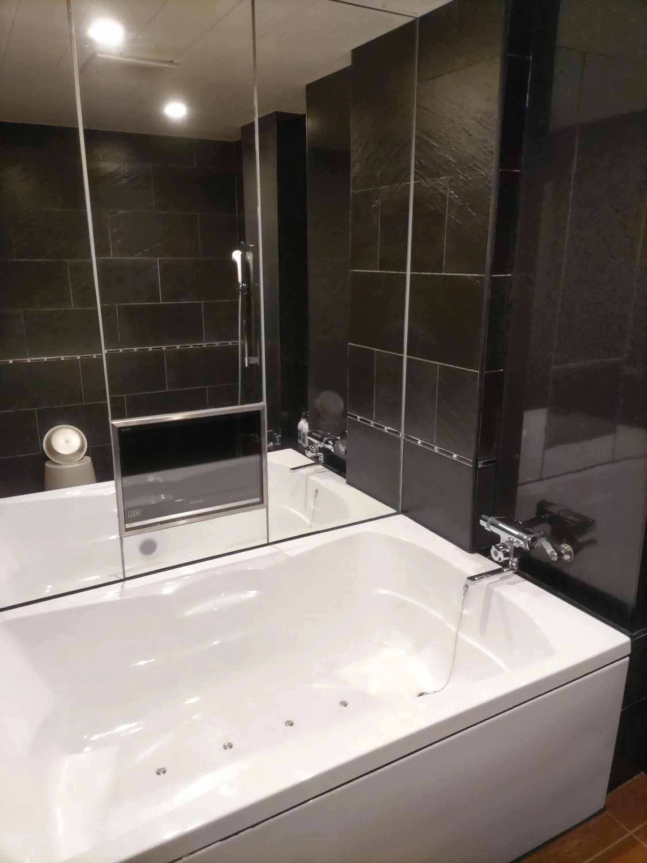 Bathroom in noah grande