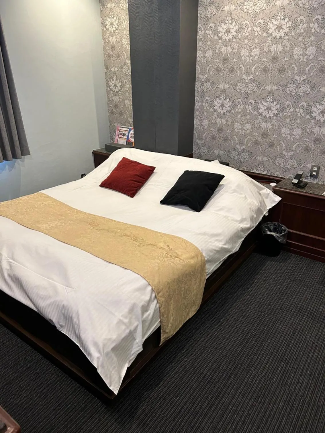 Bedroom, Bed in noah grande