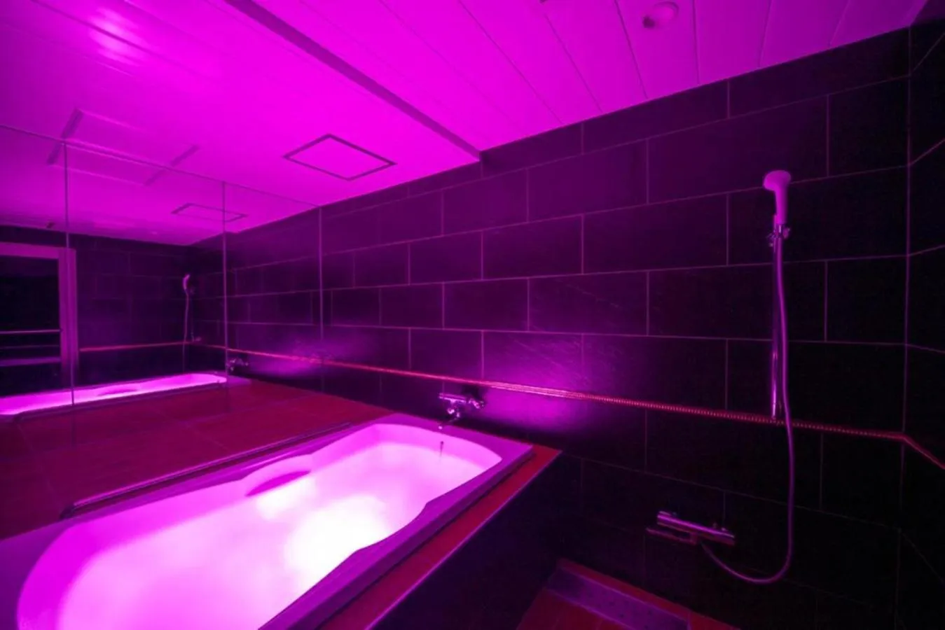 Bathroom in noah grande