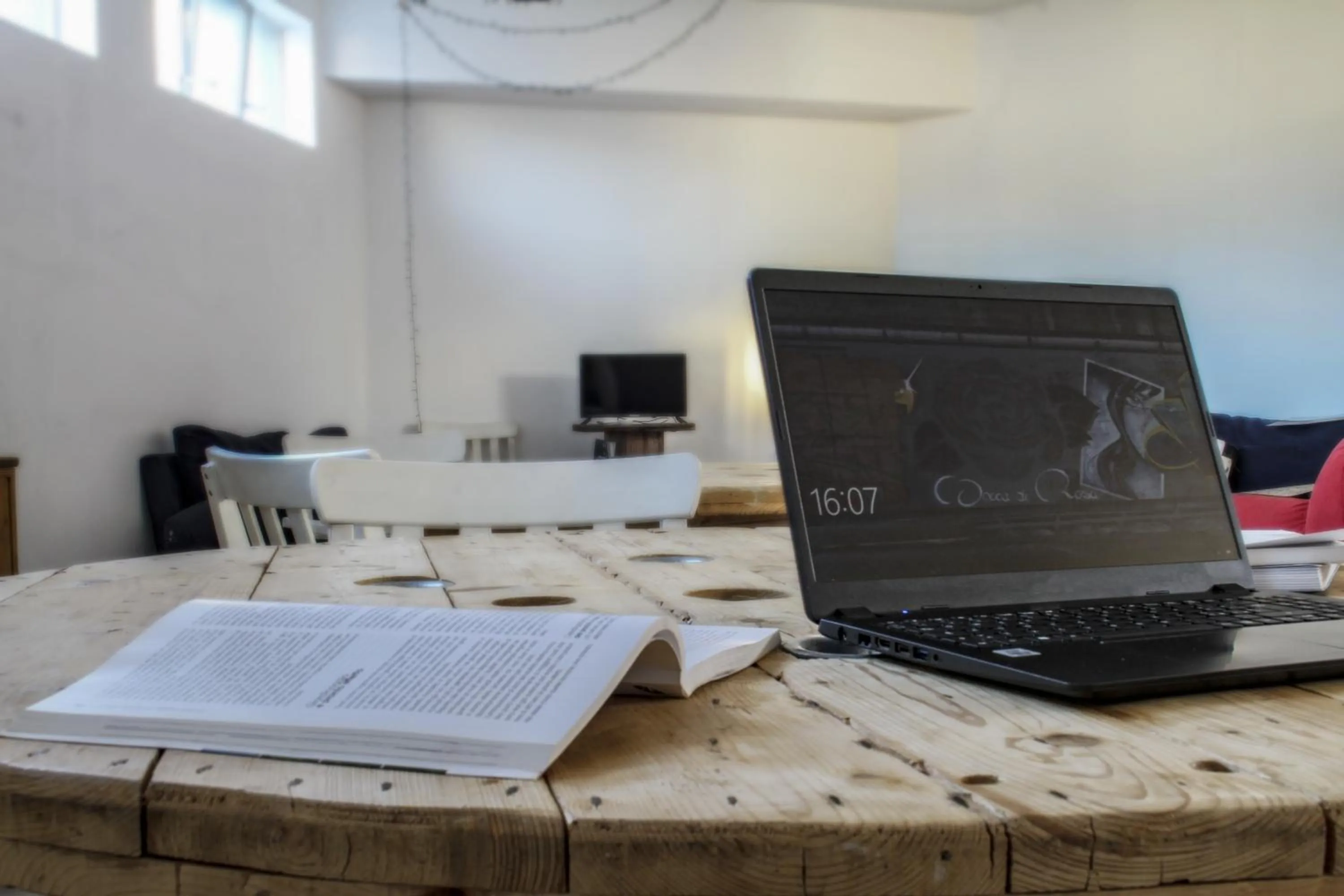 Meeting/conference room in La Cordata Accommodation - Woodhouse Bike Hotel