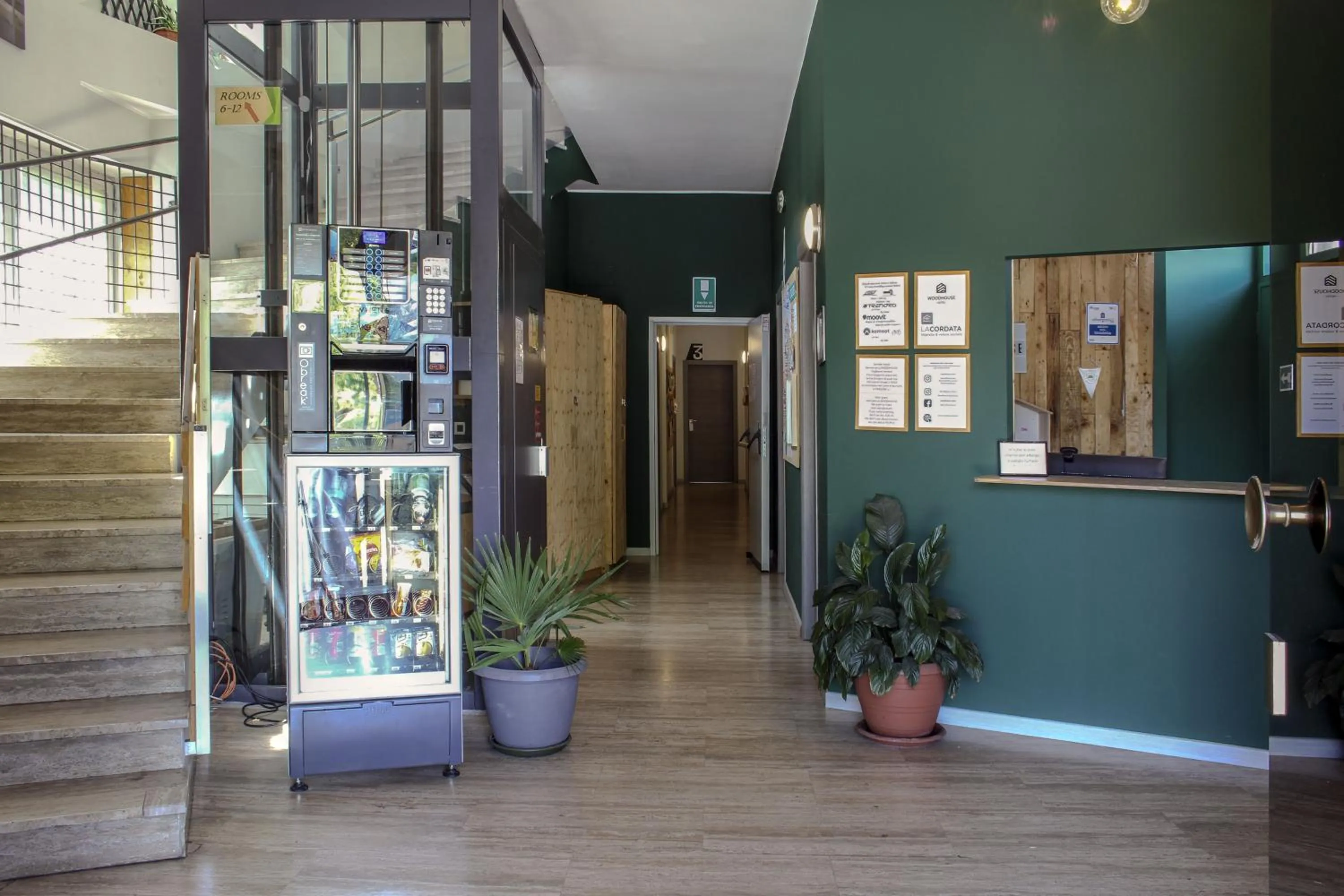 Lobby or reception in La Cordata Accommodation - Woodhouse Bike Hotel