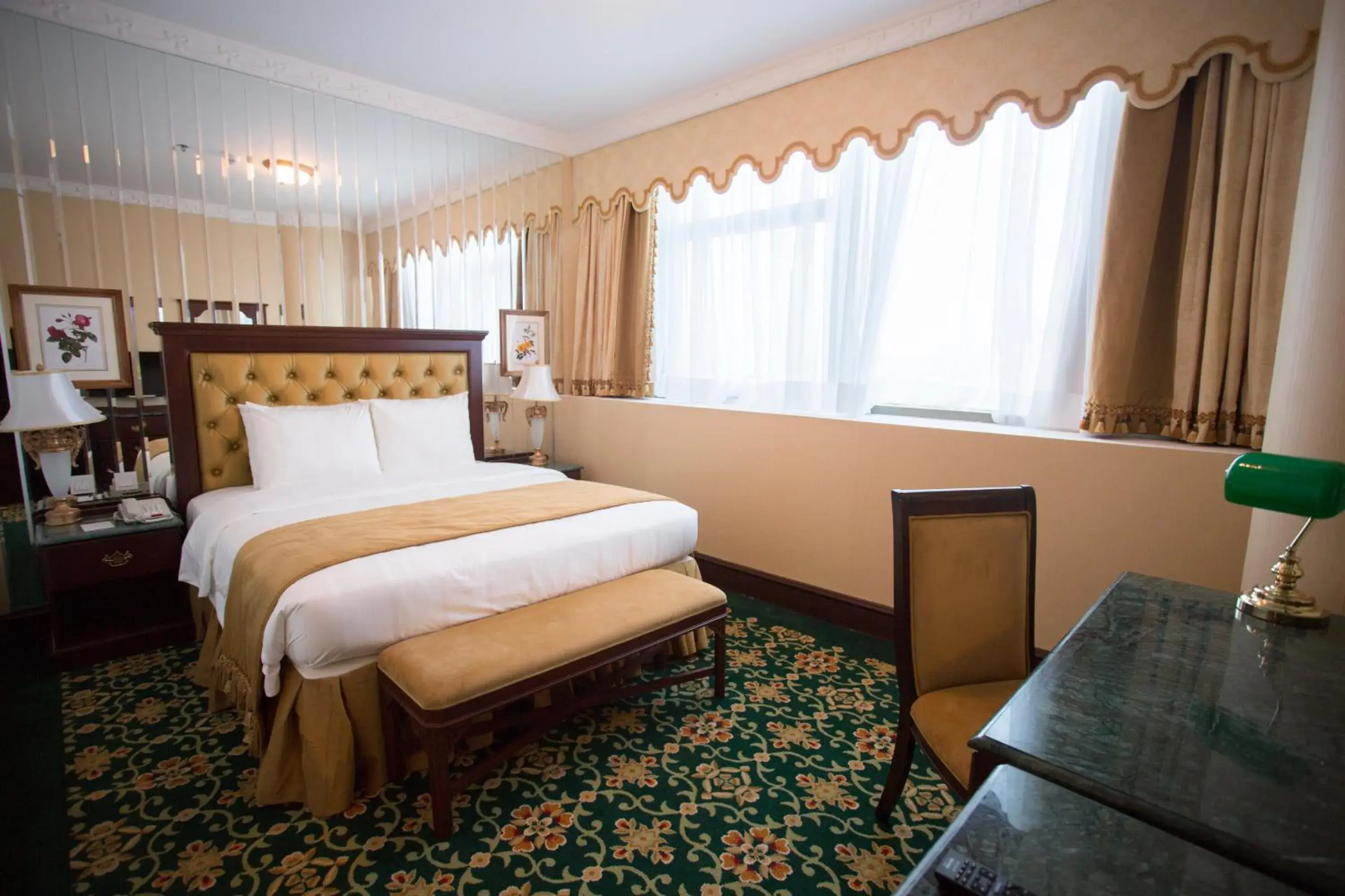 Bedroom, Bed in Habitat All Suites, Al Khobar Bedroom, Bed in Habitat All Suites, Al Khobar