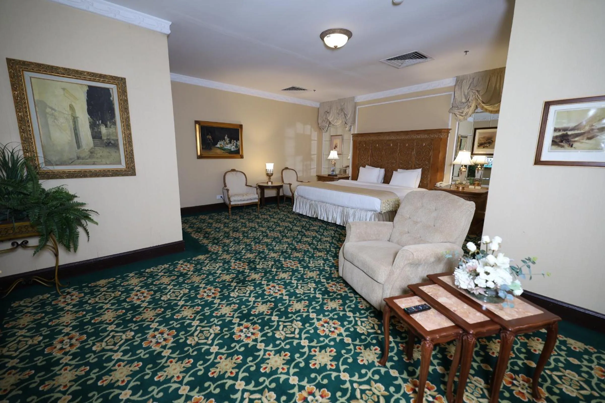 Bedroom, Bed in Habitat All Suites, Al Khobar