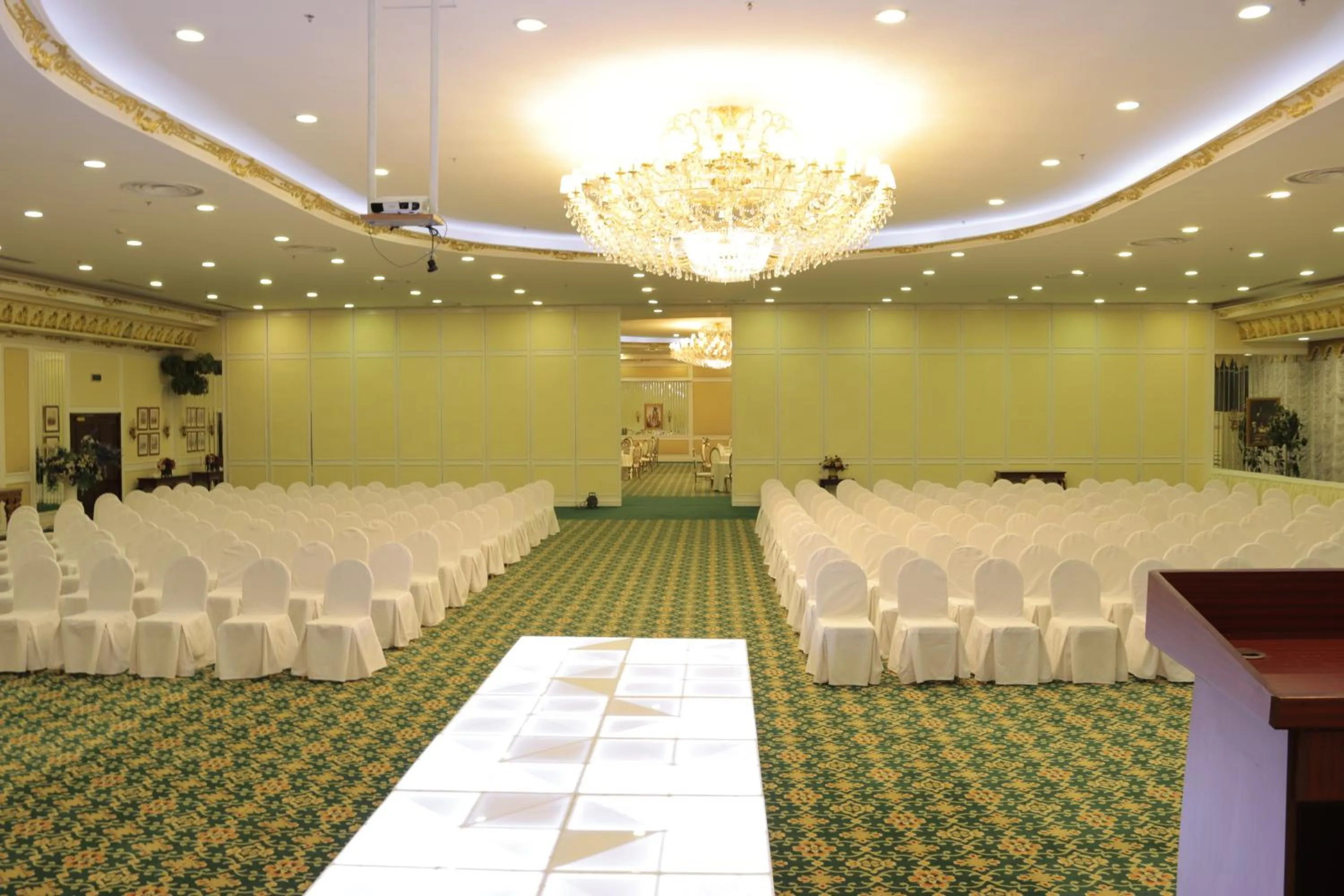 Meeting/conference room in Habitat All Suites, Al Khobar