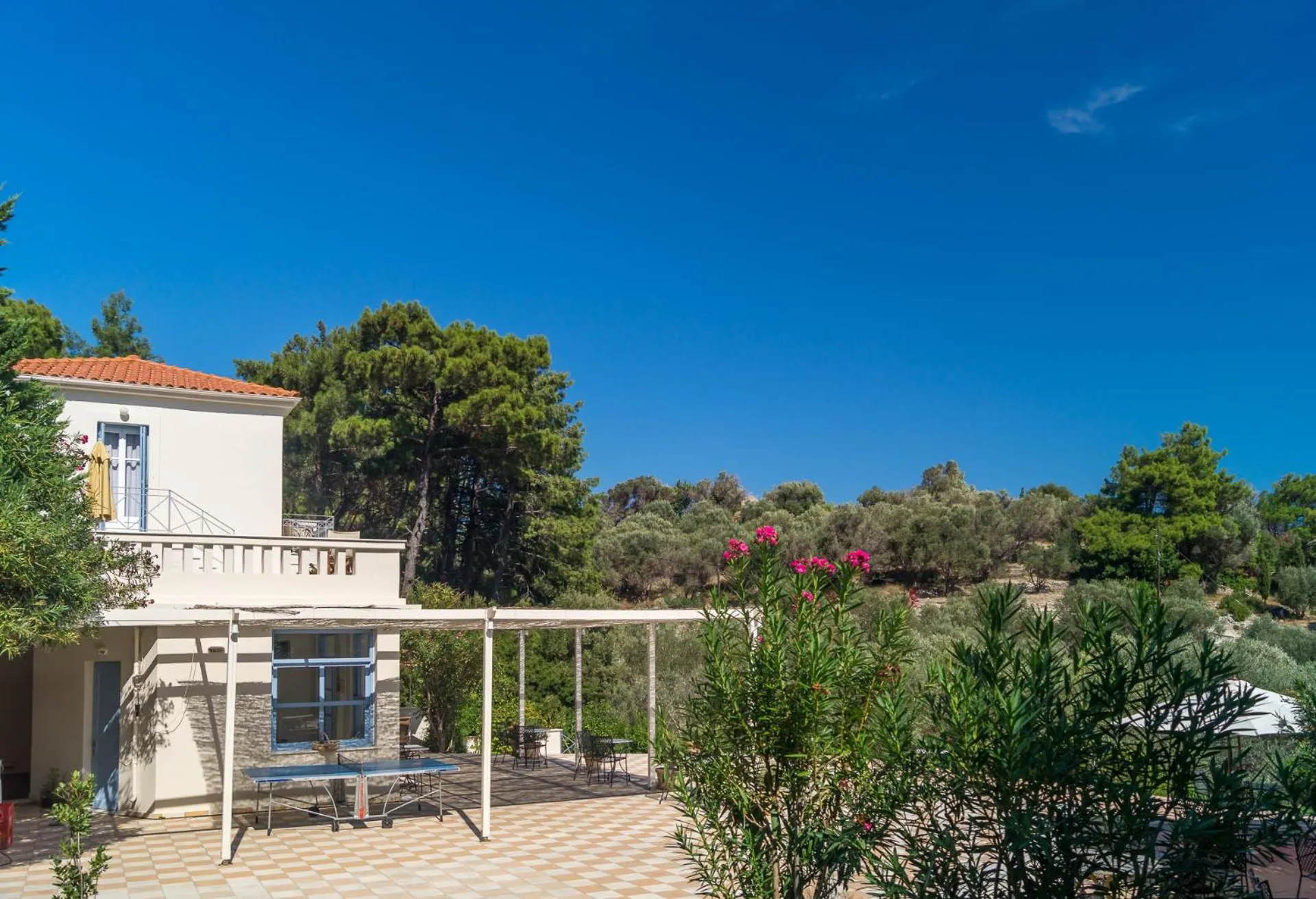 Day in Armonia Bay Hotel