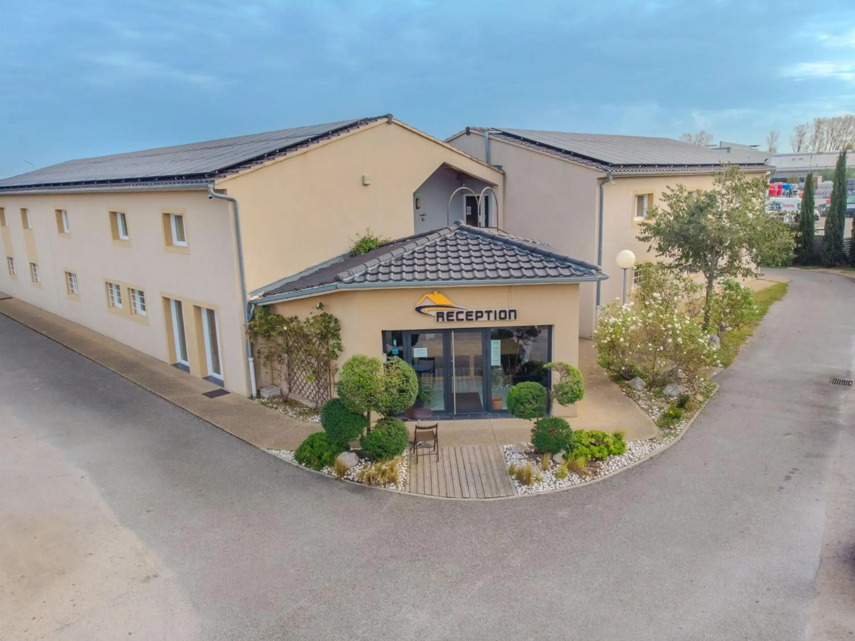 Appart'hotel Residella House Room & Kitchen Avignon Le Pontet Appart'hotel Residella House Room & Kitchen Avignon Le Pontet