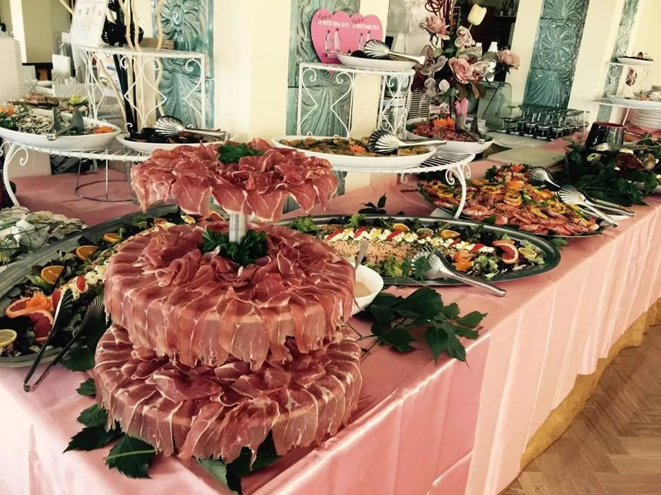 Food in Hotel Lady Mary