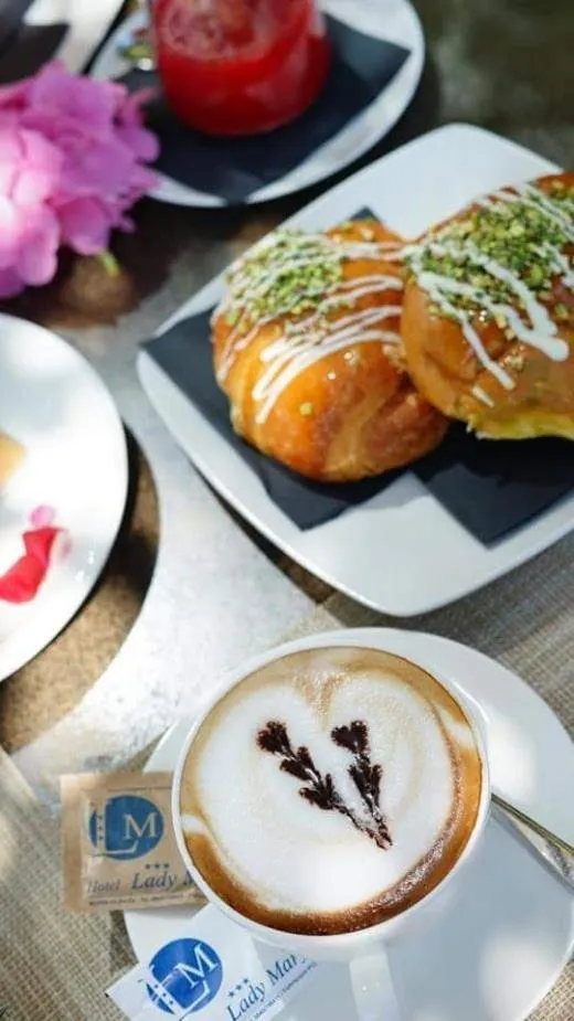 Buffet breakfast in Hotel Lady Mary
