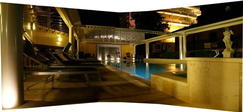 Staff in Hotel Lady Mary