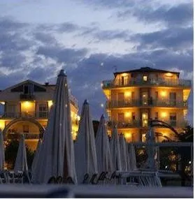 Property building in Hotel Lady Mary