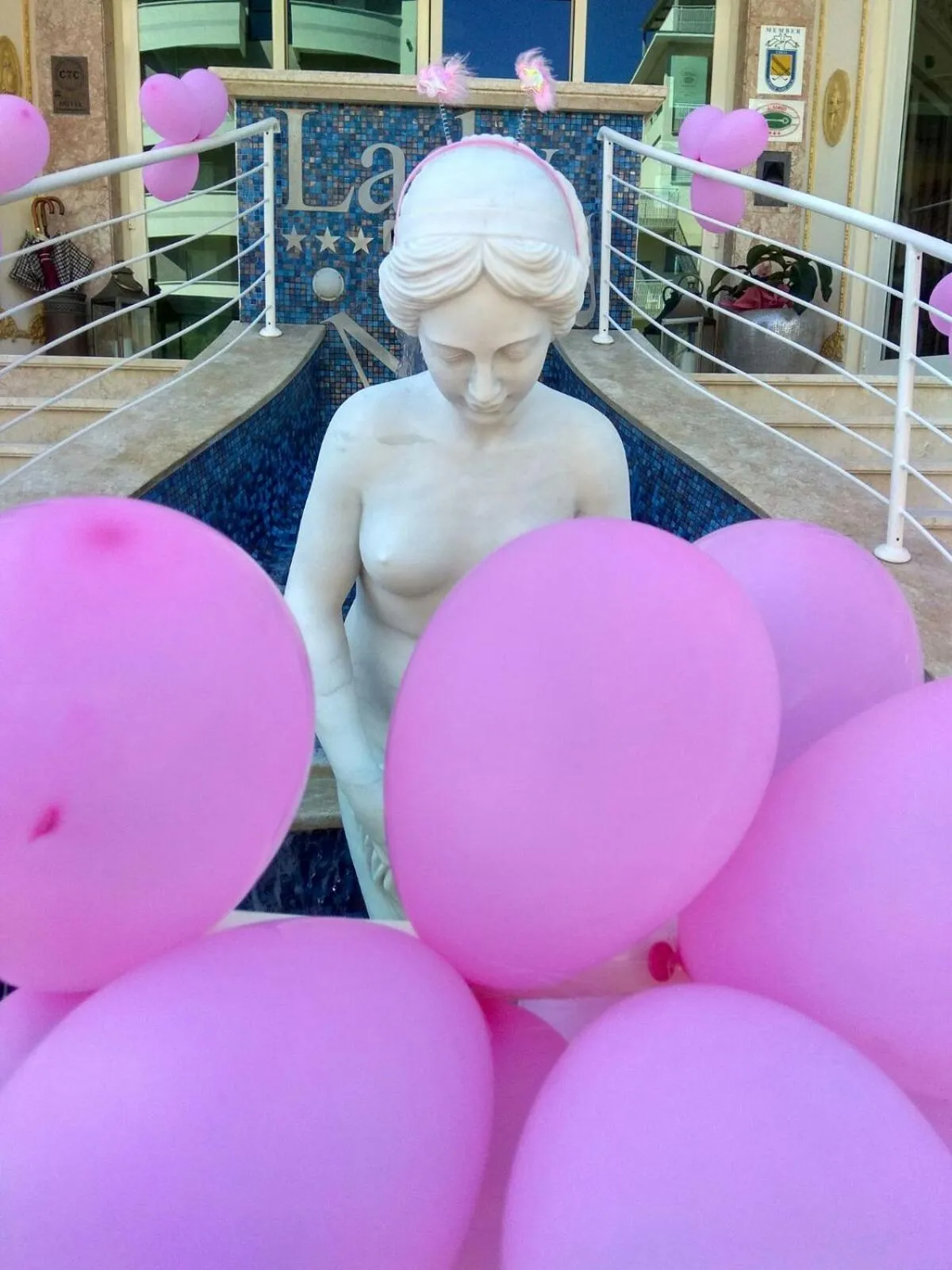 Property building in Hotel Lady Mary