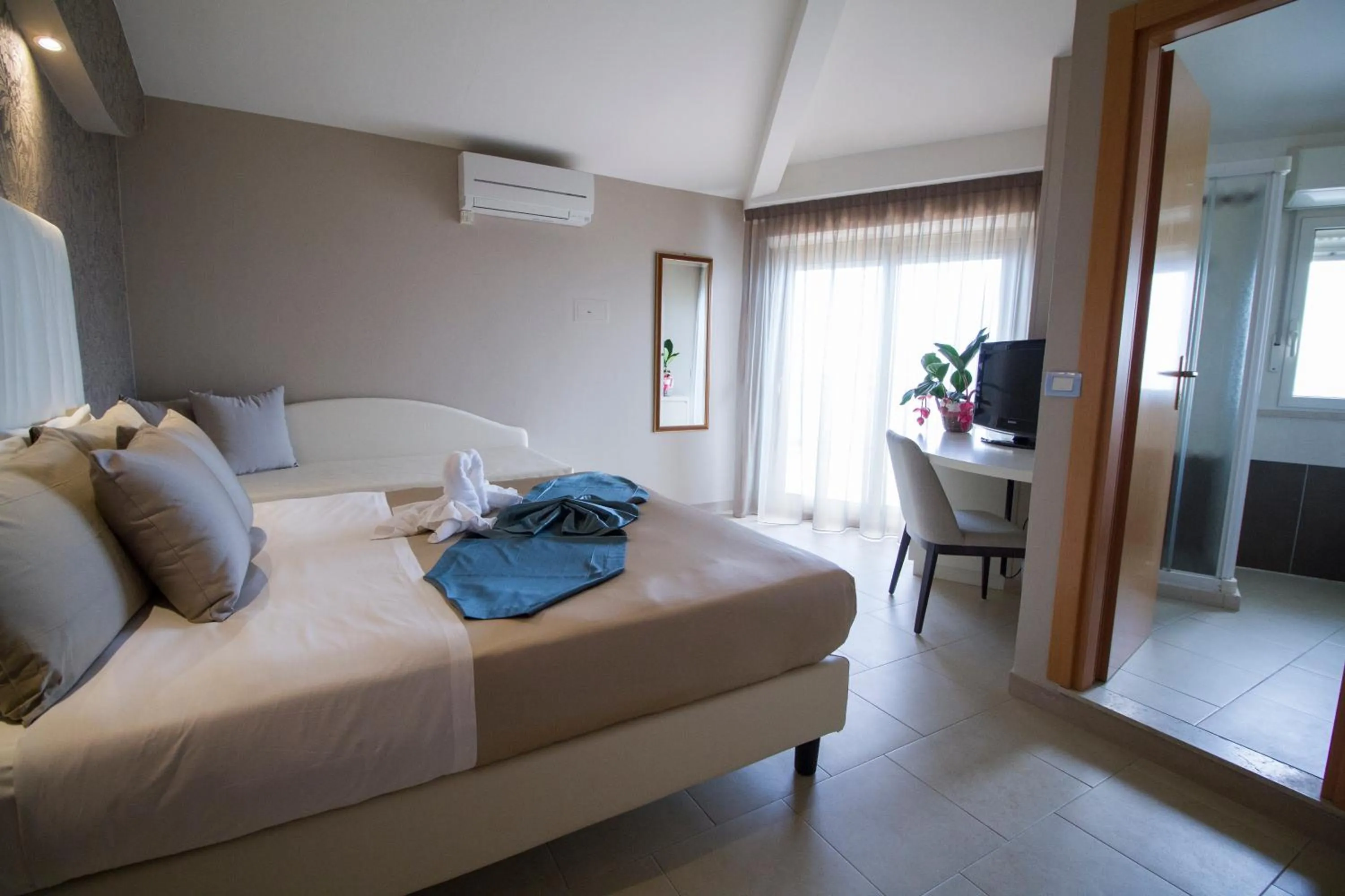 Bed in Hotel Lady Mary