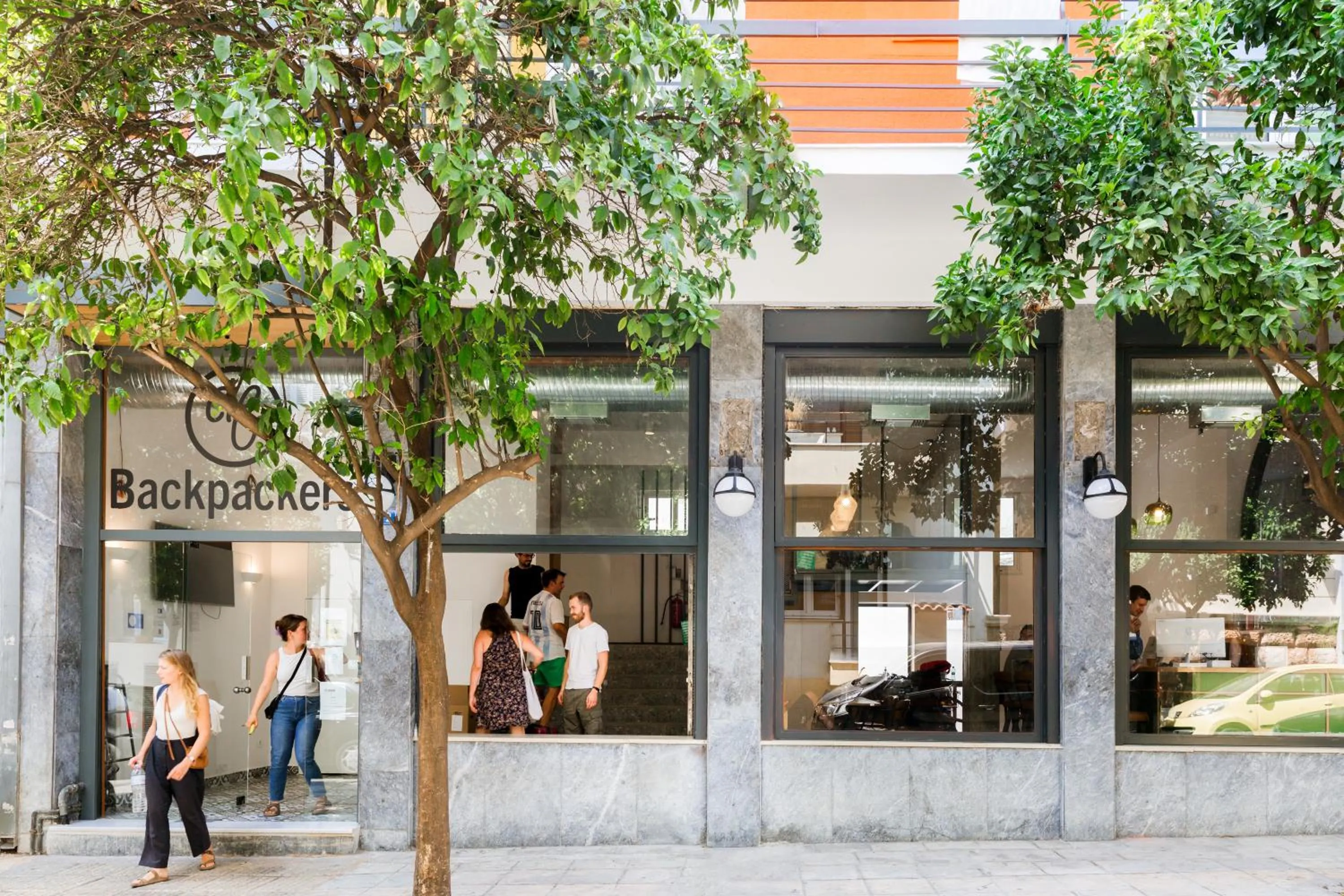 Facade/entrance in Athens Backpackers