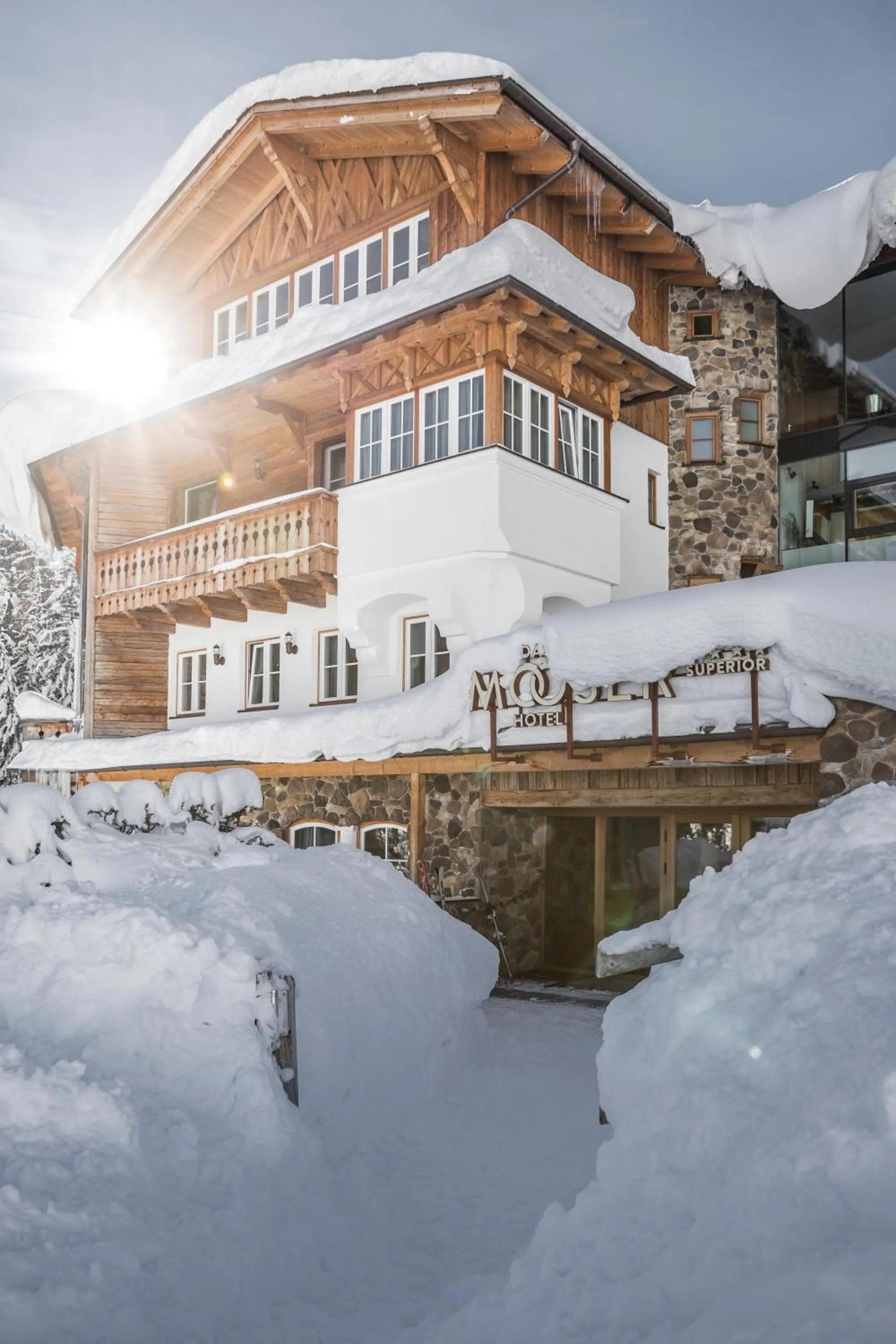 Mooser Hotel