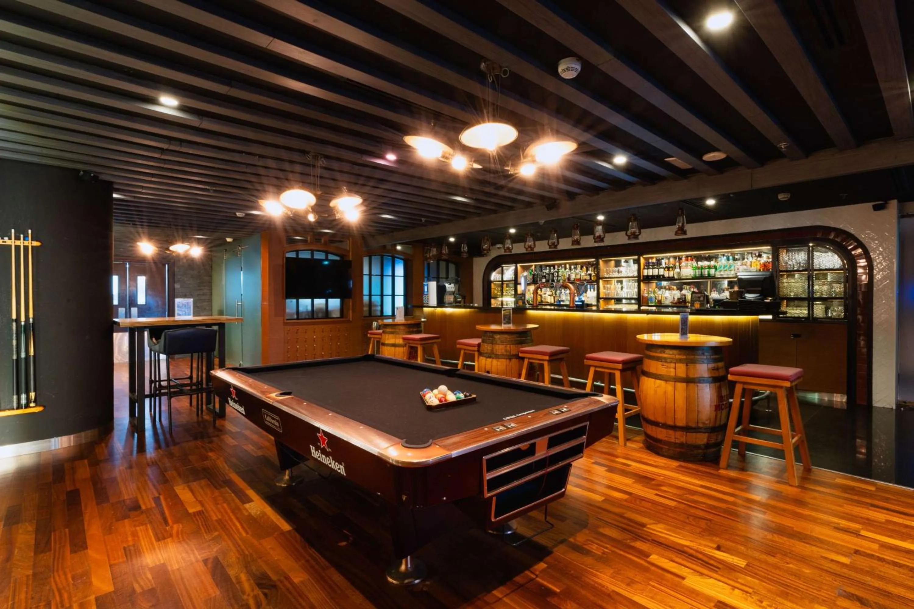 Restaurant/places to eat in The First Collection Dubai Marina