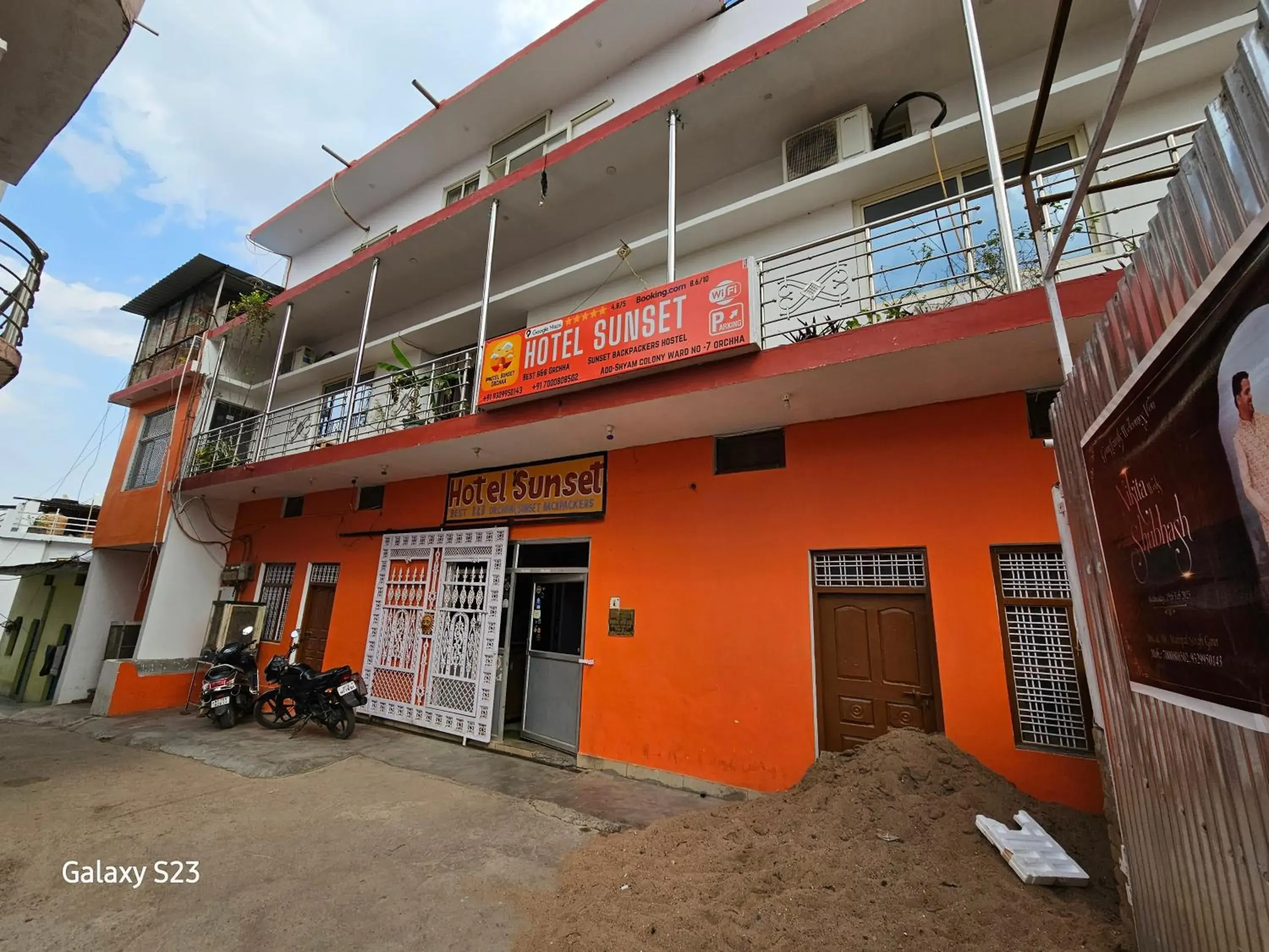 Property building in Hotel Sunset Property building in Hotel Sunset