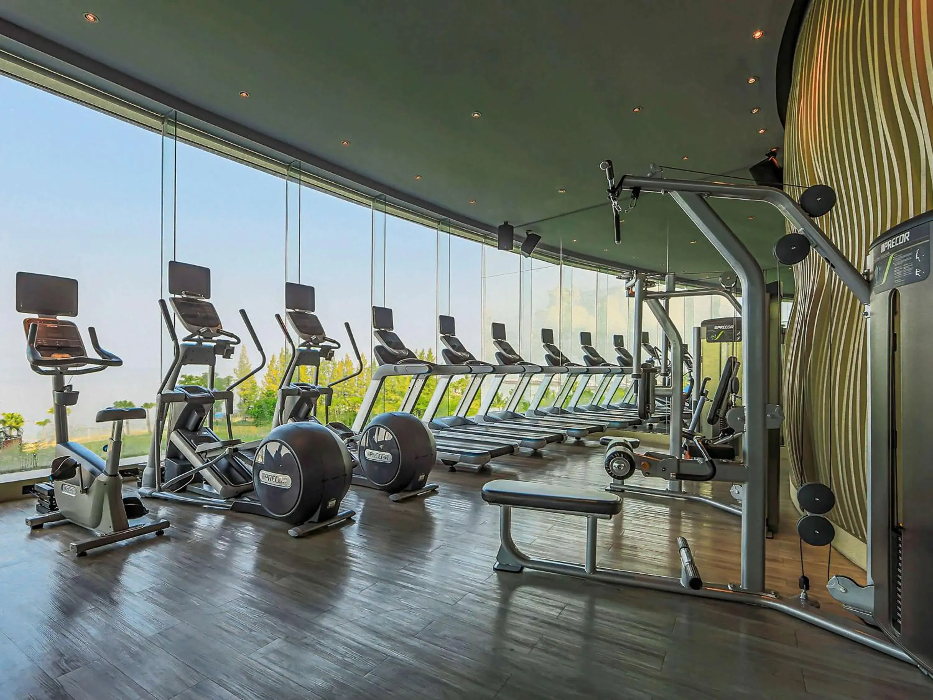 Sports, Fitness Center/Facilities in Mövenpick Siam Hotel Na Jomtien Pattaya