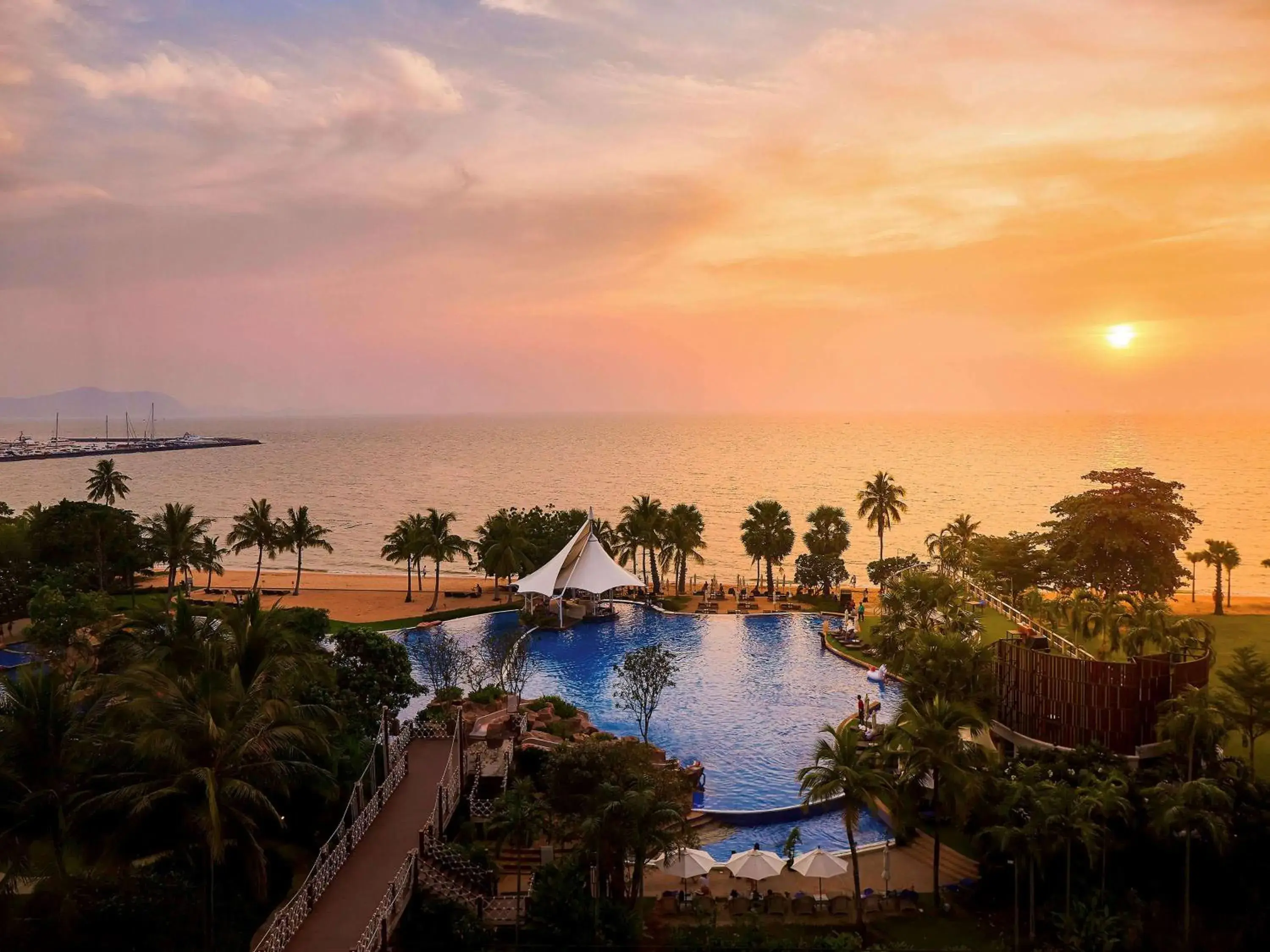 Other, Pool View in Mövenpick Siam Hotel Na Jomtien Pattaya