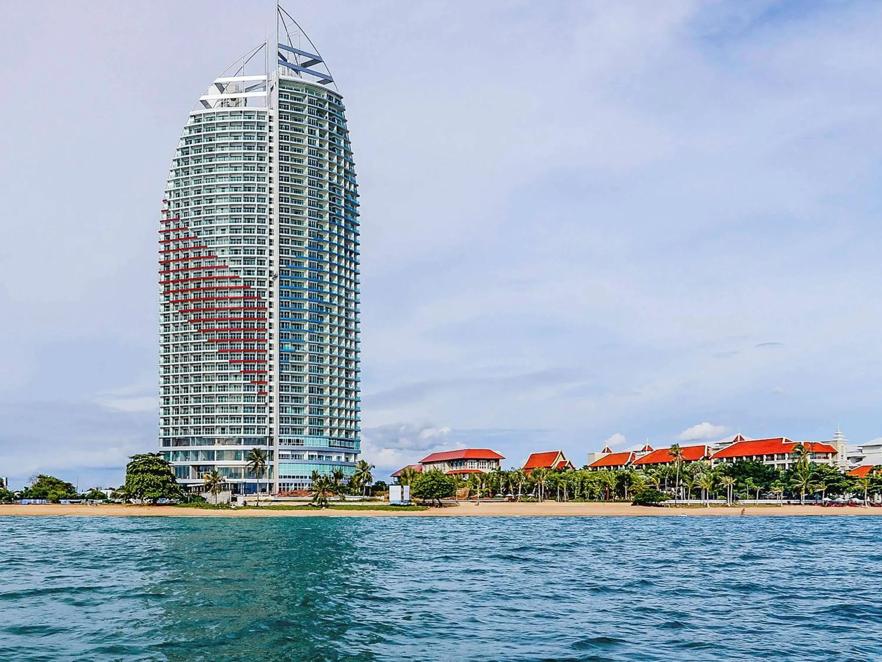 Property building in Mövenpick Siam Hotel Na Jomtien Pattaya