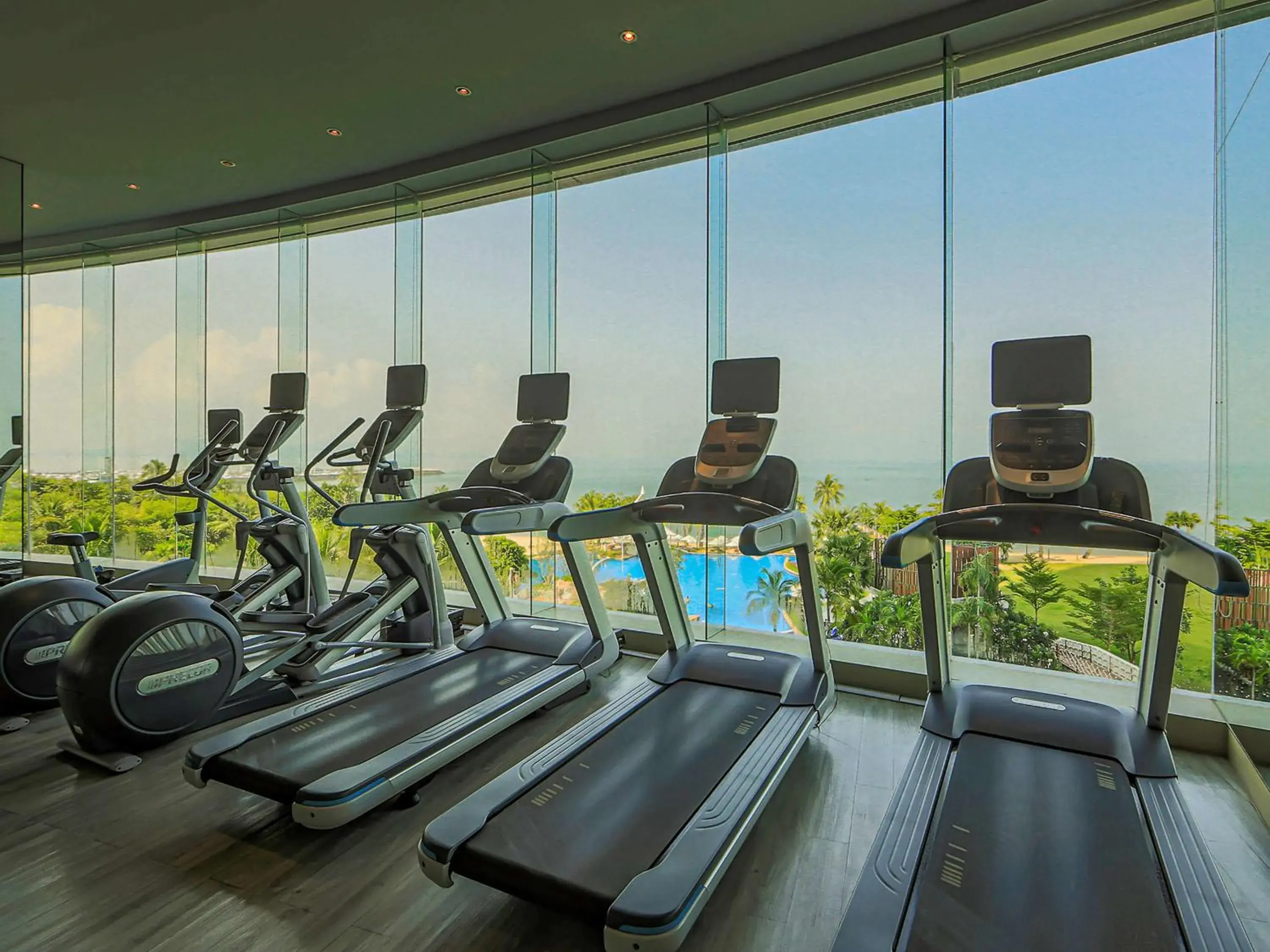 Sports, Fitness Center/Facilities in Mövenpick Siam Hotel Na Jomtien Pattaya