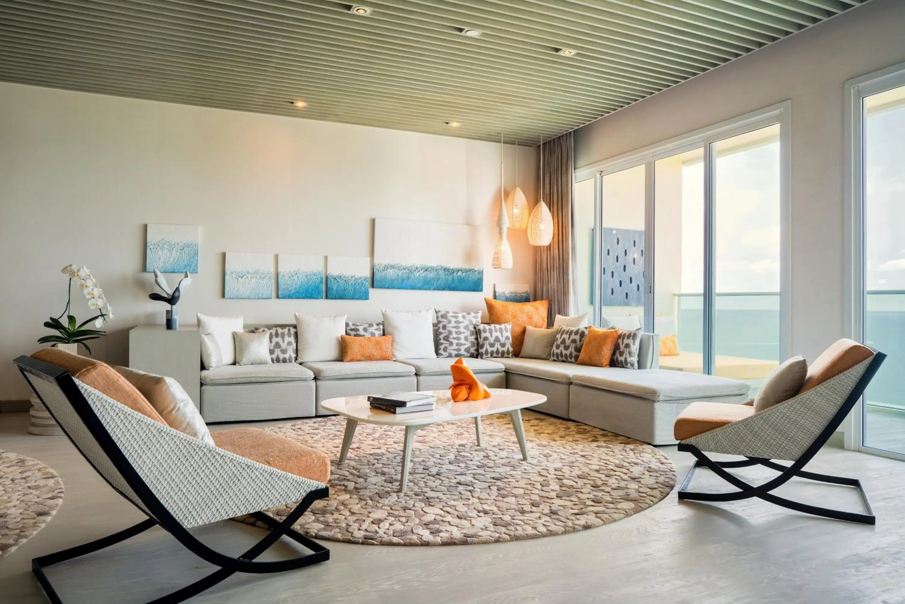 Seating area in Mövenpick Siam Hotel Na Jomtien Pattaya