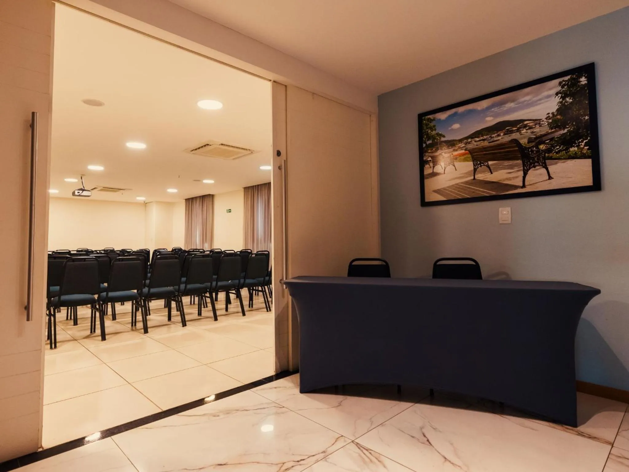 Meeting/conference room in Oásis Cabo Frio Hotel