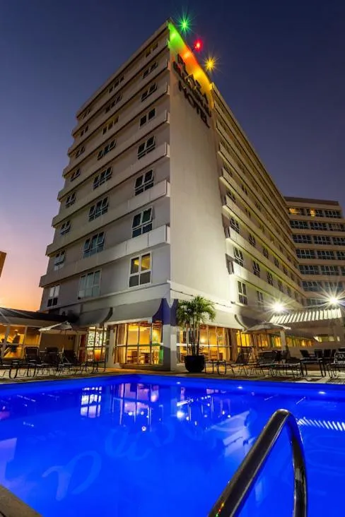 Property building in Plaza Blumenau Hotel