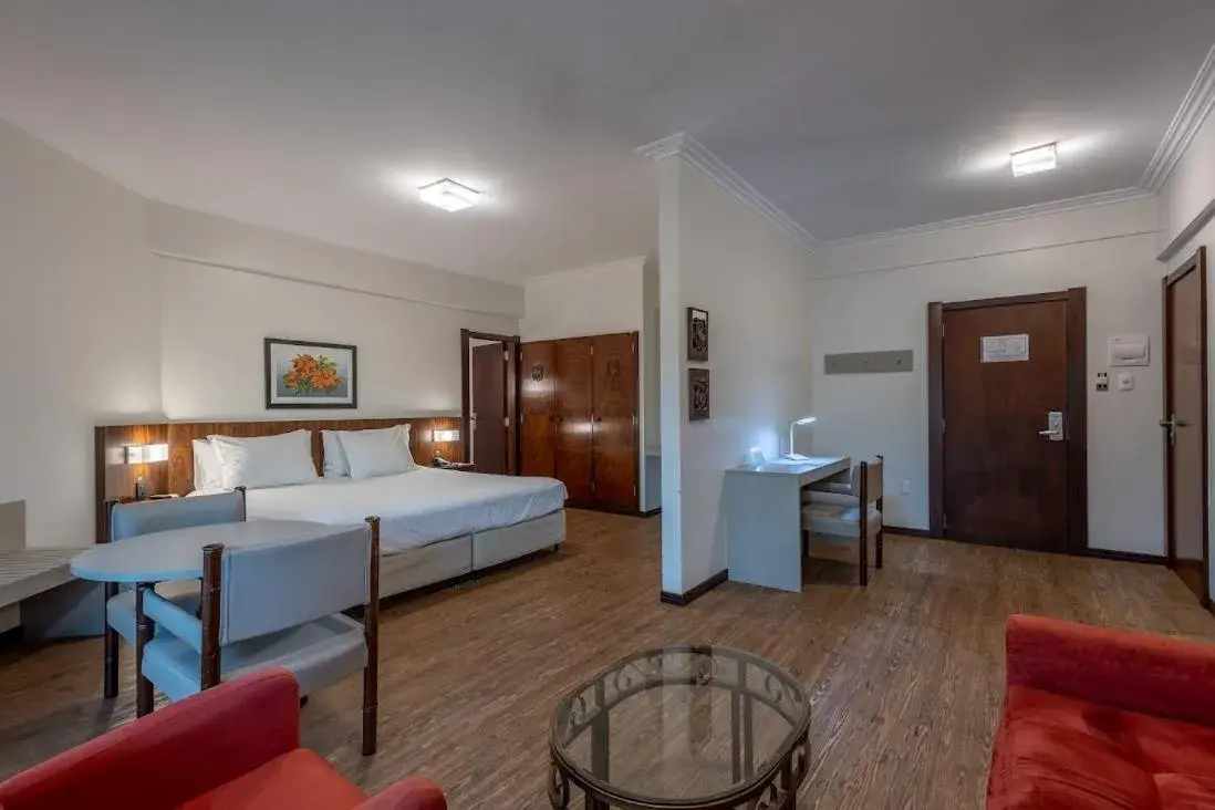 Photo of the whole room, Bed in Plaza Blumenau Hotel Photo of the whole room, Bed in Plaza Blumenau Hotel