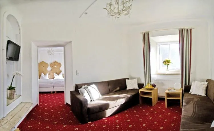 WILDAUERS Ansitz Haidenhof STAY & SLEEP