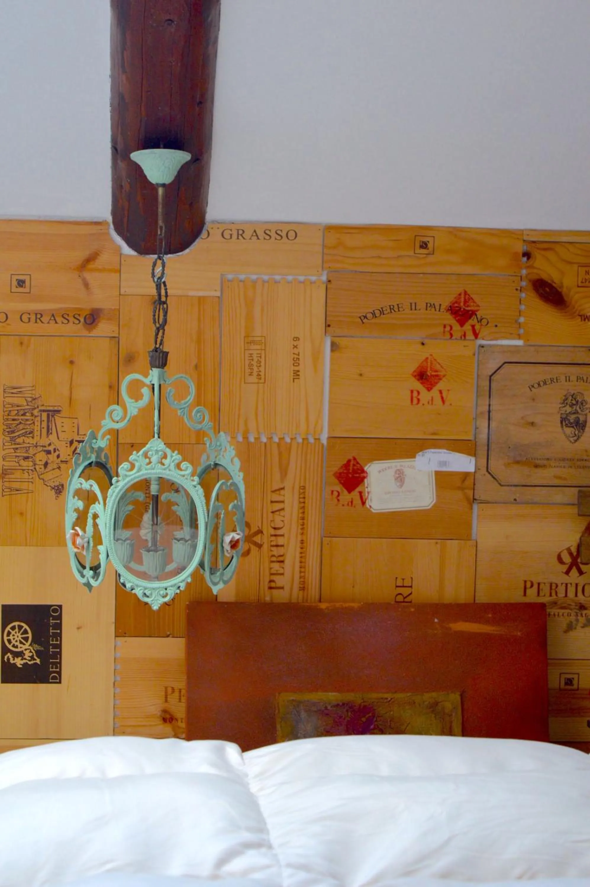 Decorative detail in Il Nottetempo