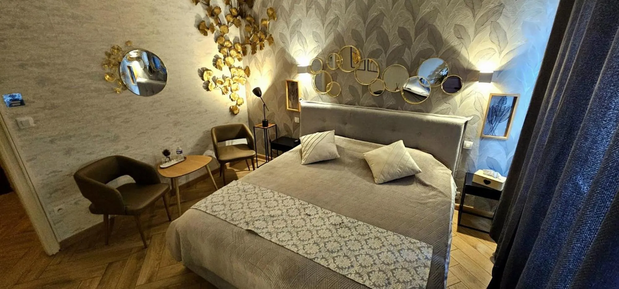 Bed in Mei Hôtel-Restaurant