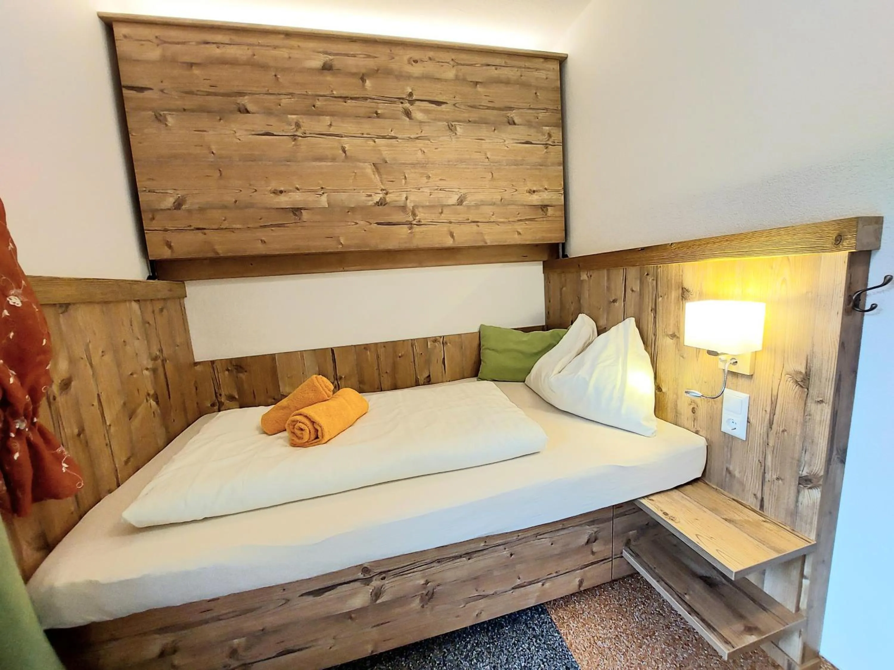 Bed in Gasthof Klug zum Ehrensepp