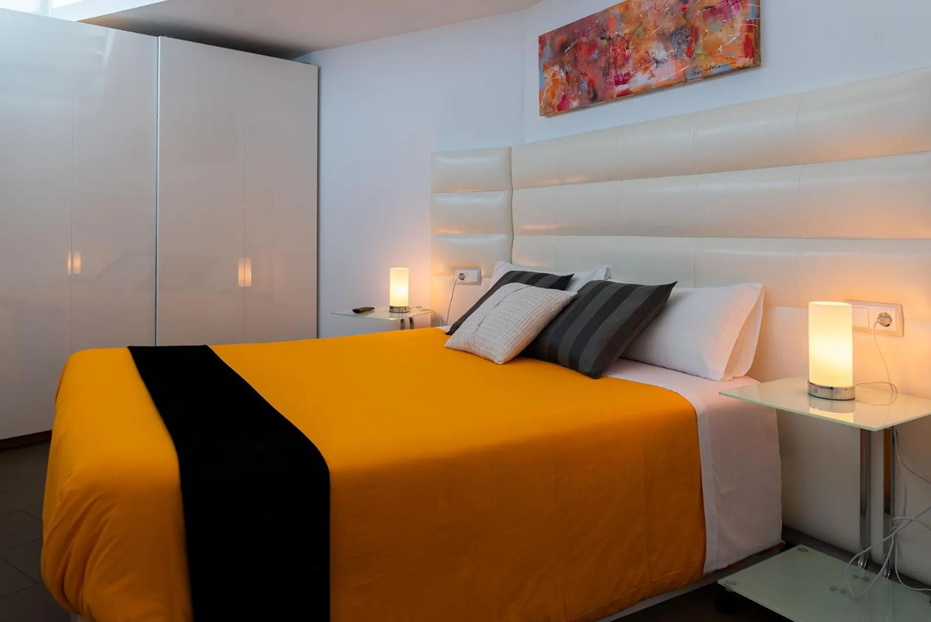 Photo of the whole room, Bed in Apartaments y Habitacions Entre Volcans