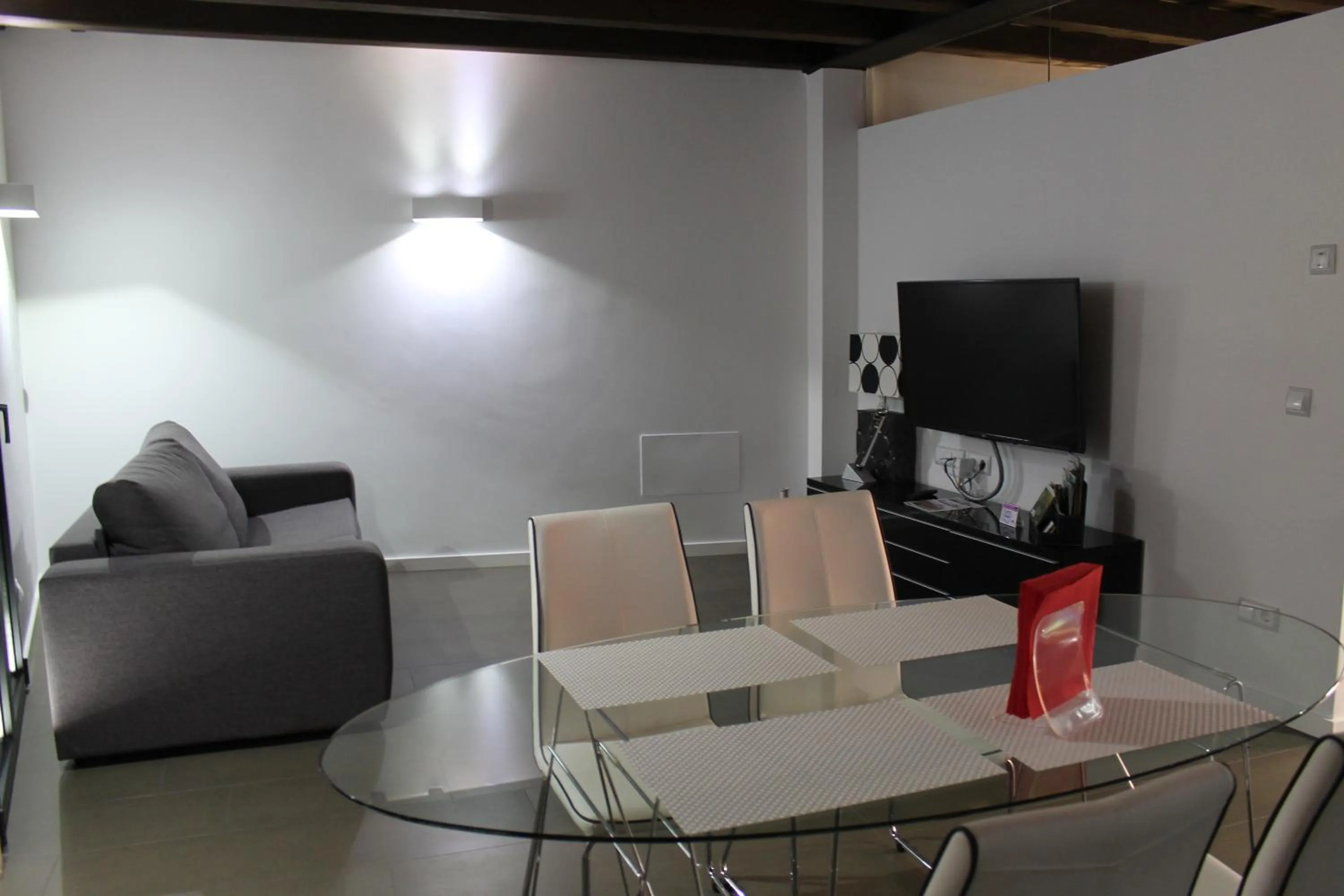 Lounge or bar in Apartaments y Habitacions Entre Volcans