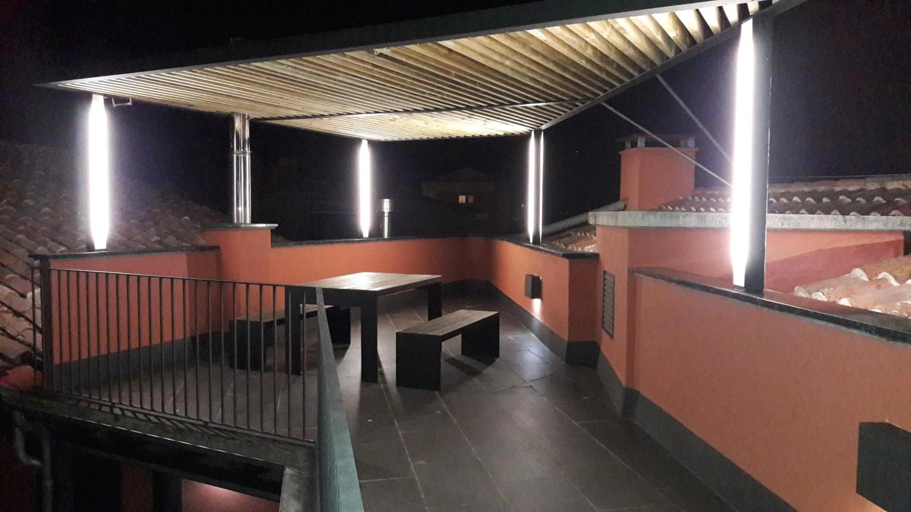 Property building in Apartaments y Habitacions Entre Volcans