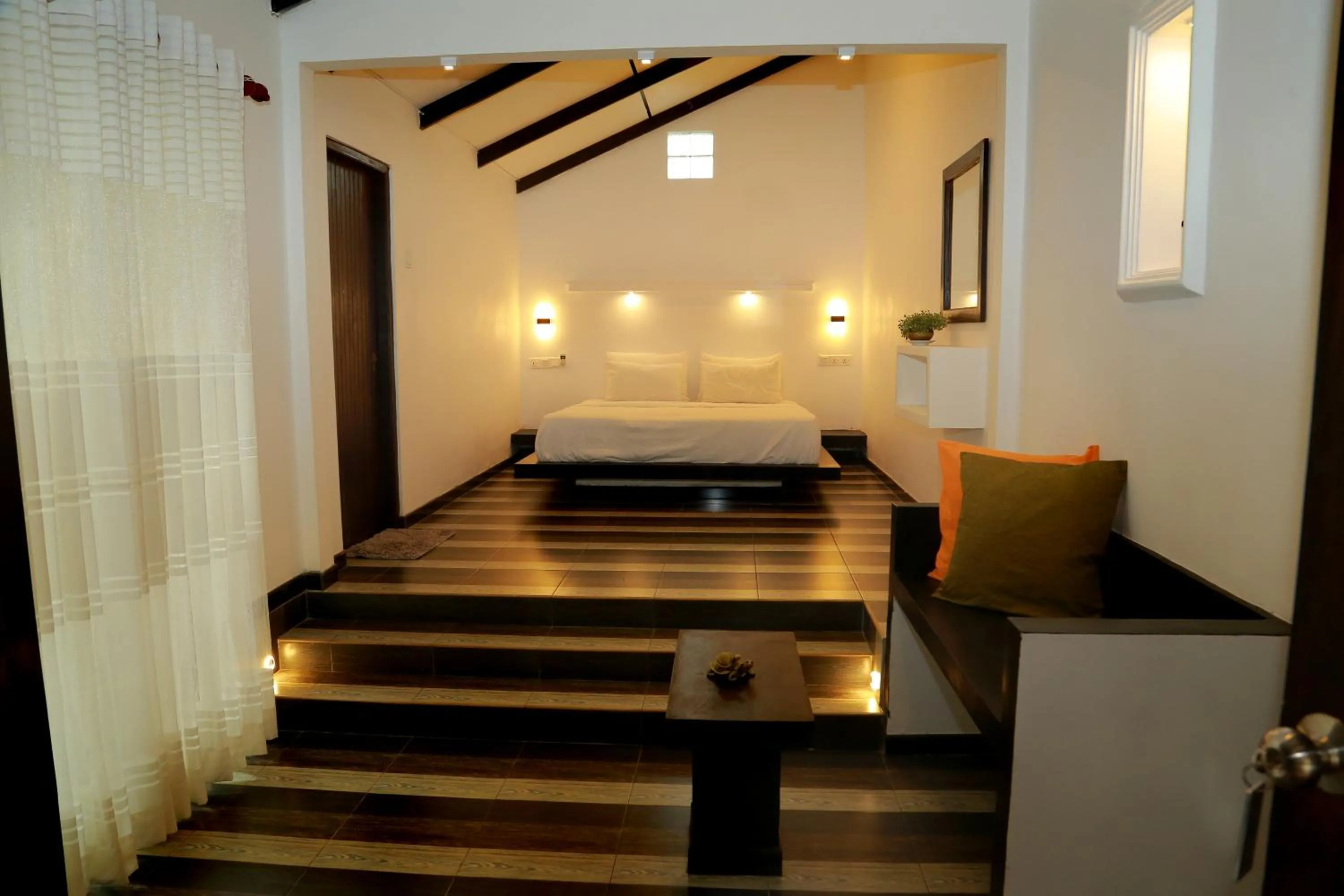 Photo of the whole room, Bed in Midigama Holiday Inn