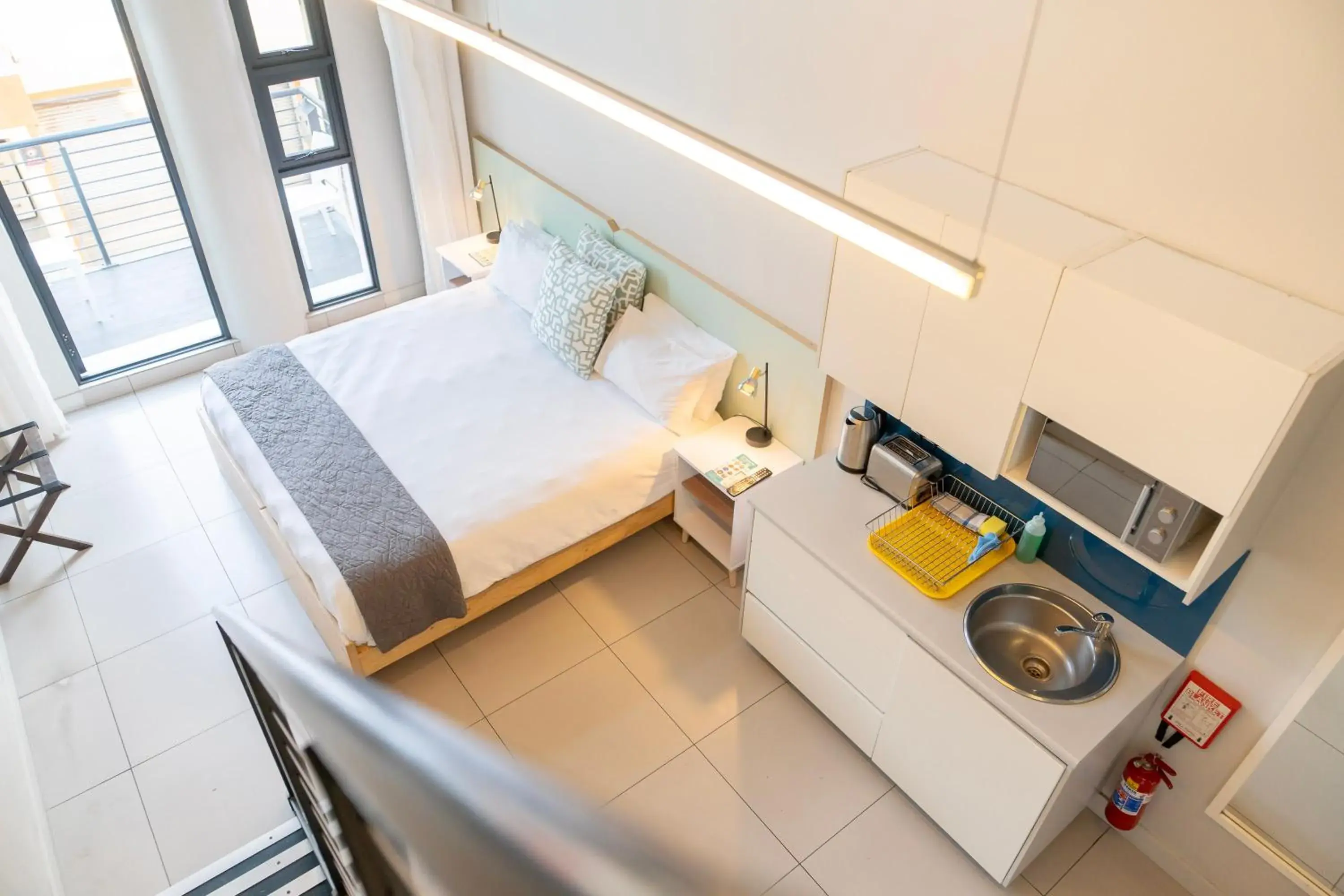 Photo of the whole room, Bed in Mojo Hotel & Market Photo of the whole room, Bed in Mojo Hotel & Market