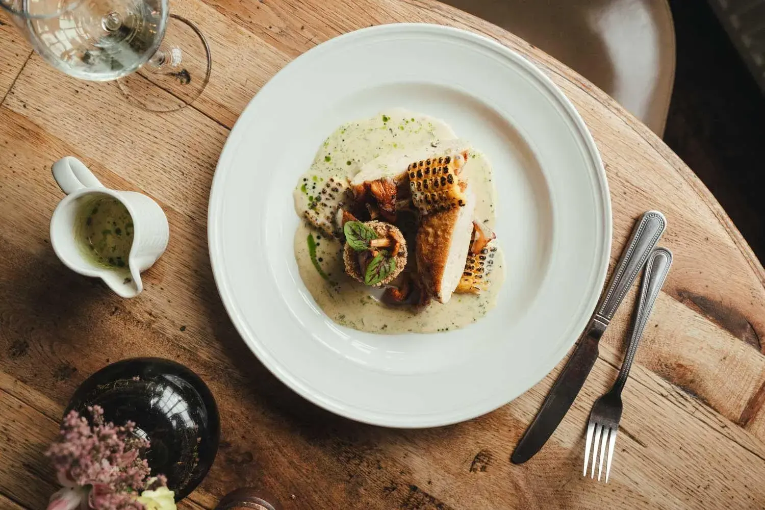 Food and drinks in The Five Bells Inn Food and drinks in The Five Bells Inn