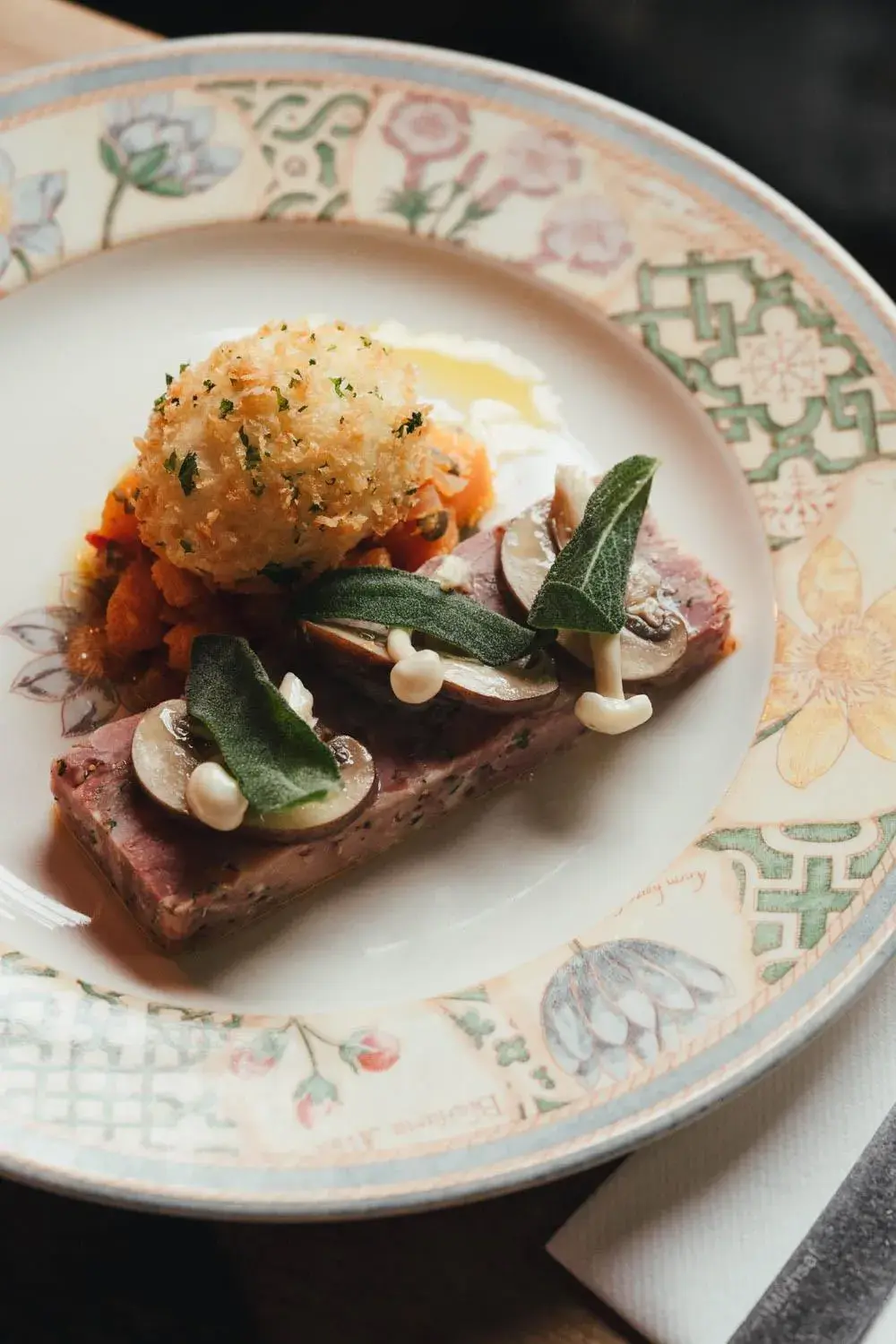 Food and drinks in The Five Bells Inn Food and drinks in The Five Bells Inn